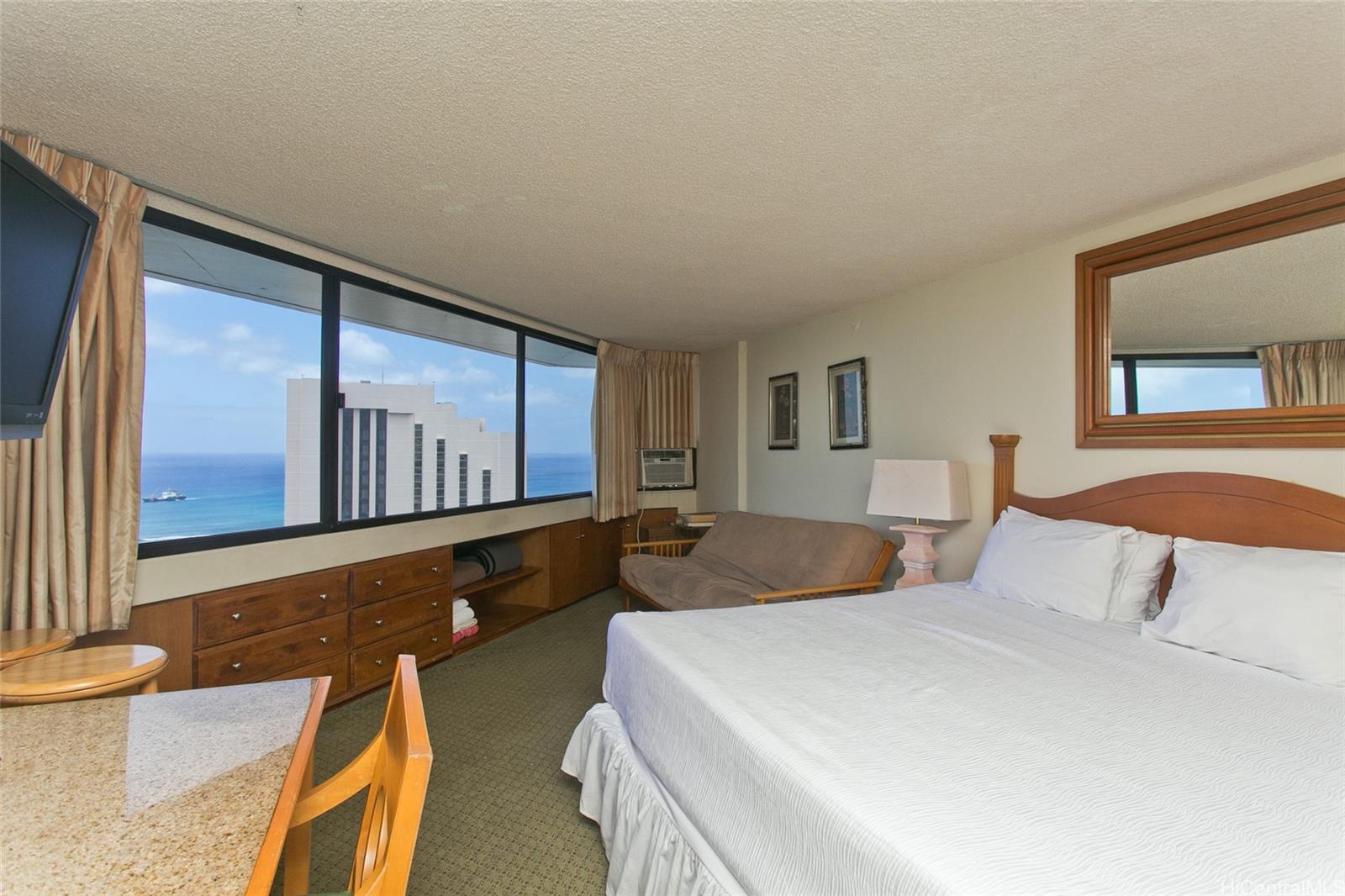 1700 Ala Moana Boulevard #3903, Honolulu, HI 96815