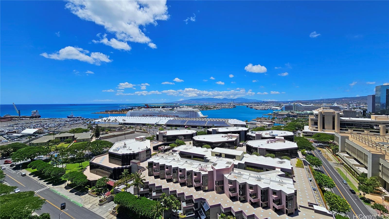 425 South Street #2103, Honolulu, HI 96813