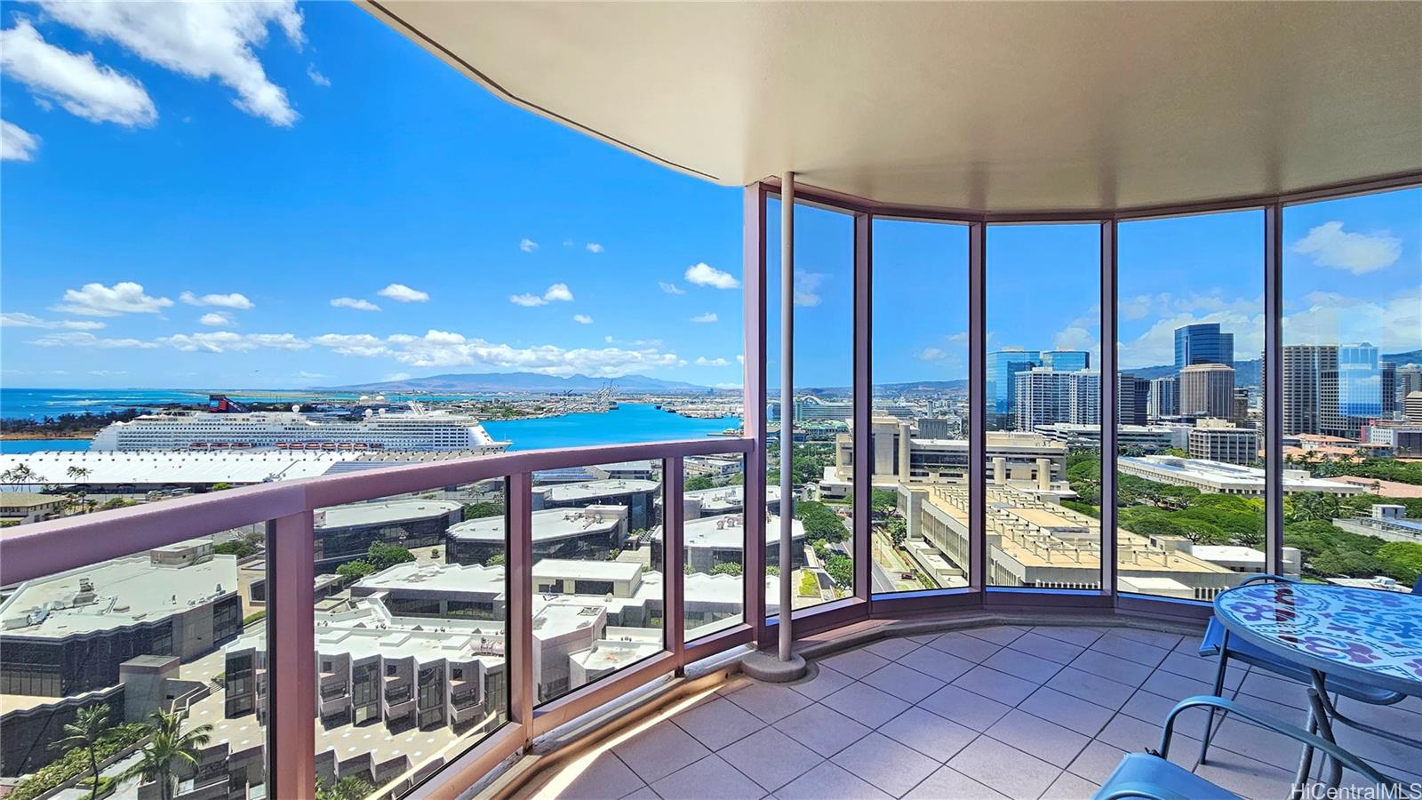 425 South Street #2103, Honolulu, HI 96813