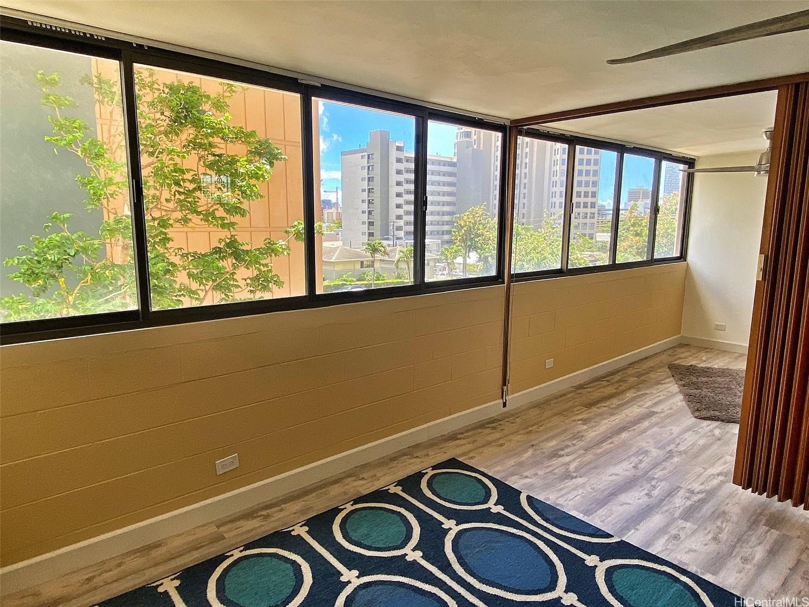 1040 Kinau Street #406, Honolulu, HI 96814