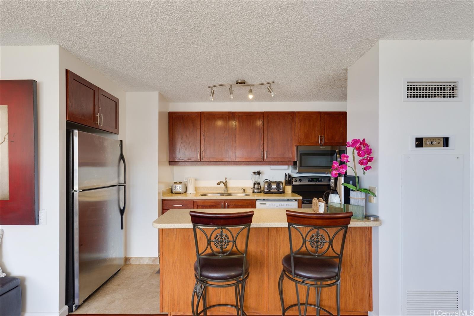 1778 Ala Moana Boulevard #2409, Honolulu, HI 96815