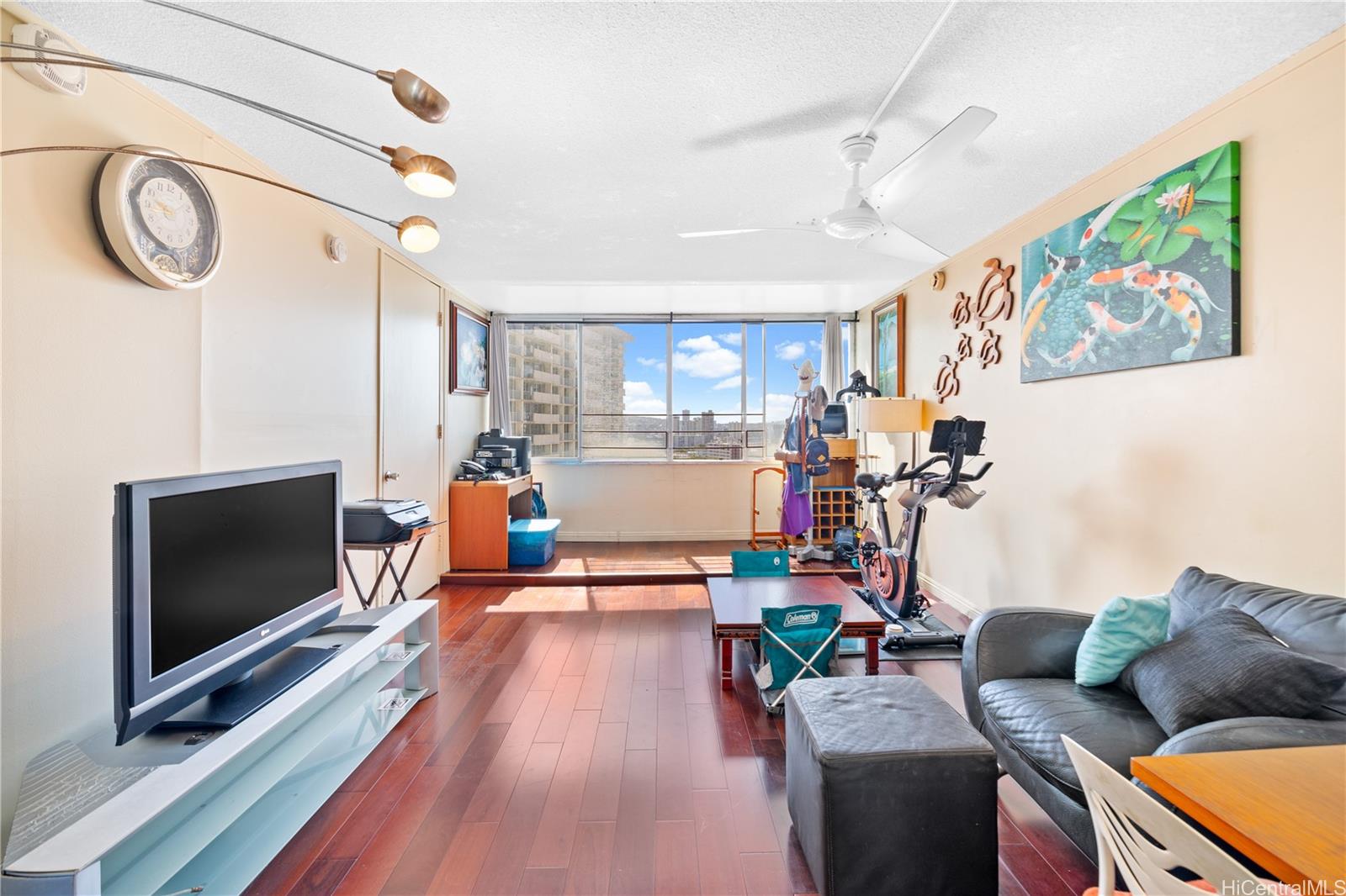 780 Amana Street #1508, Honolulu, HI 96814