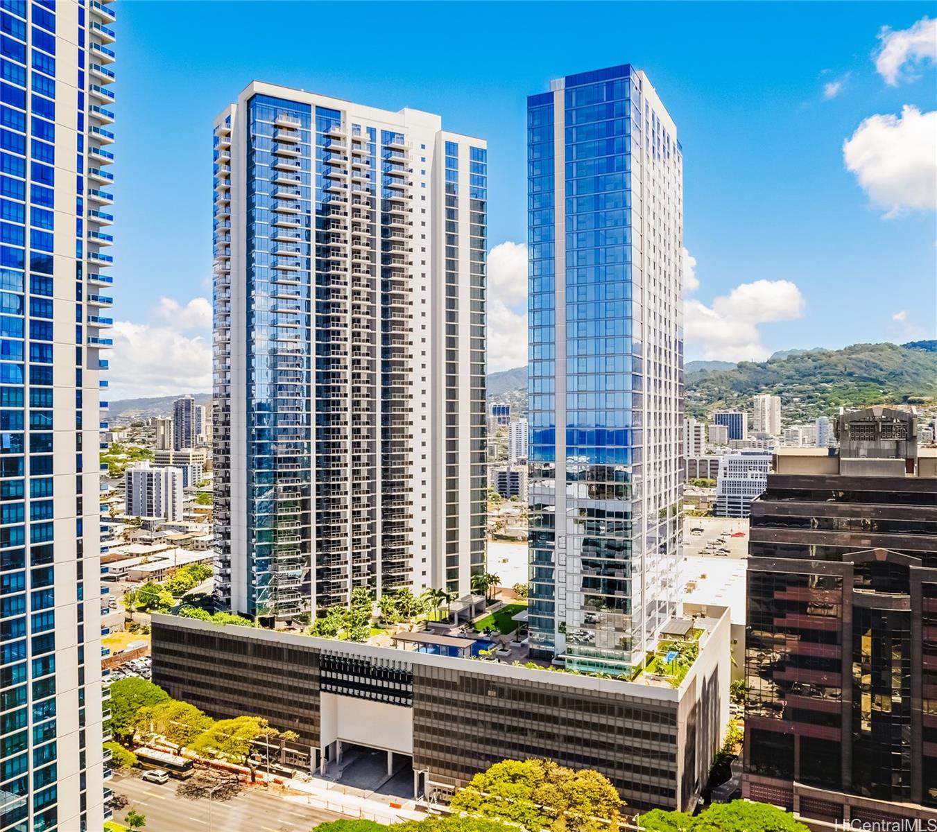 1388 Kapiolani Boulevard #2702, Honolulu, HI 96814