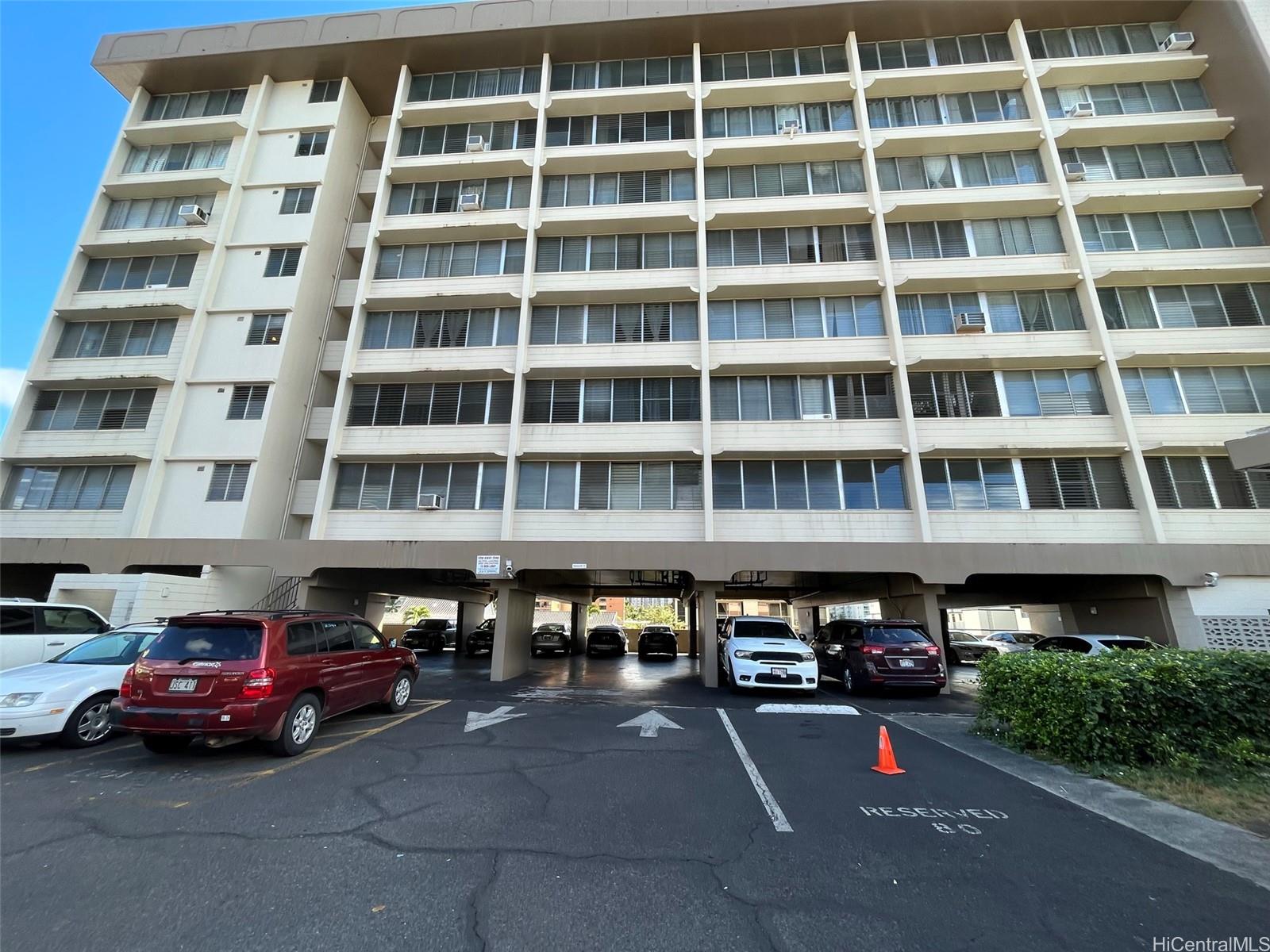 2977 Ala Ilima Street #301, Honolulu, HI 96818