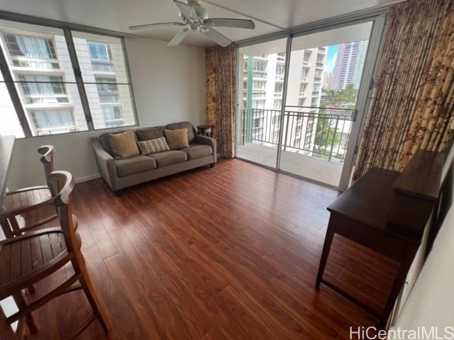 2345 Ala Wai Boulevard #902, Honolulu, HI 96815