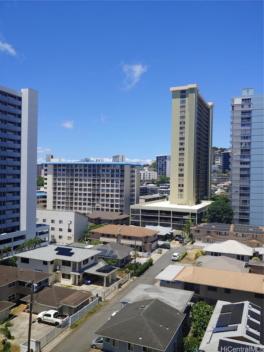 1571 Piikoi Street #901, Honolulu, HI 96822