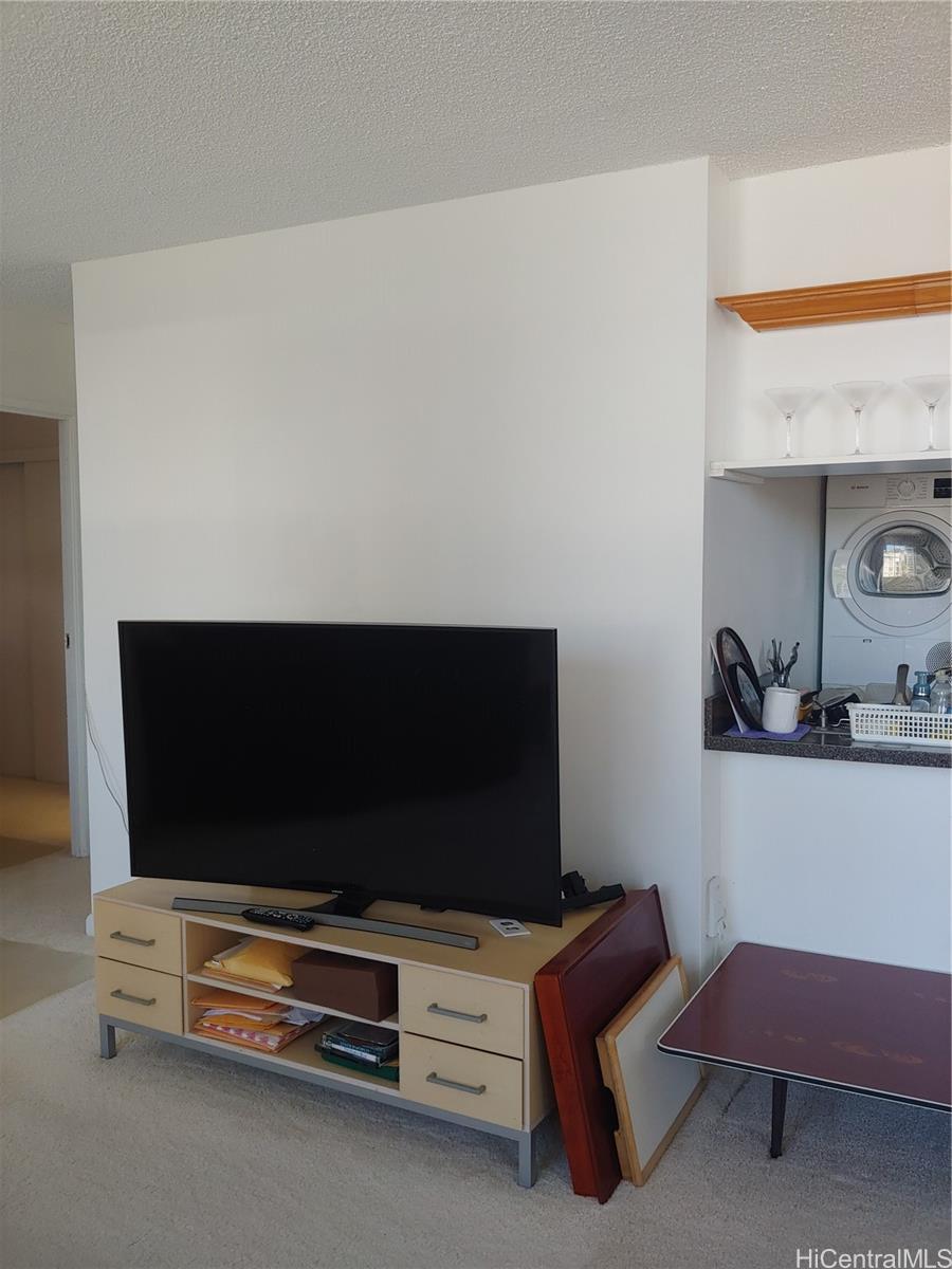 1571 Piikoi Street #901, Honolulu, HI 96822