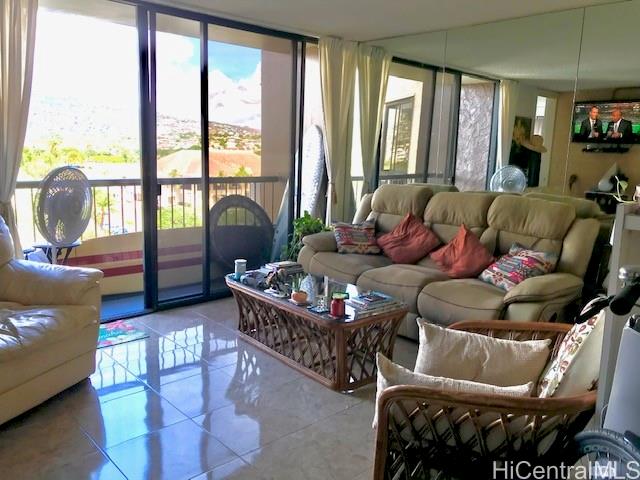 320 LILIUOKALANI Street #804, Honolulu, HI 96815