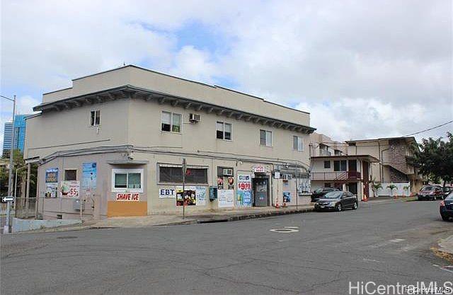 1402 Lusitana Street Honolulu, HI 96813