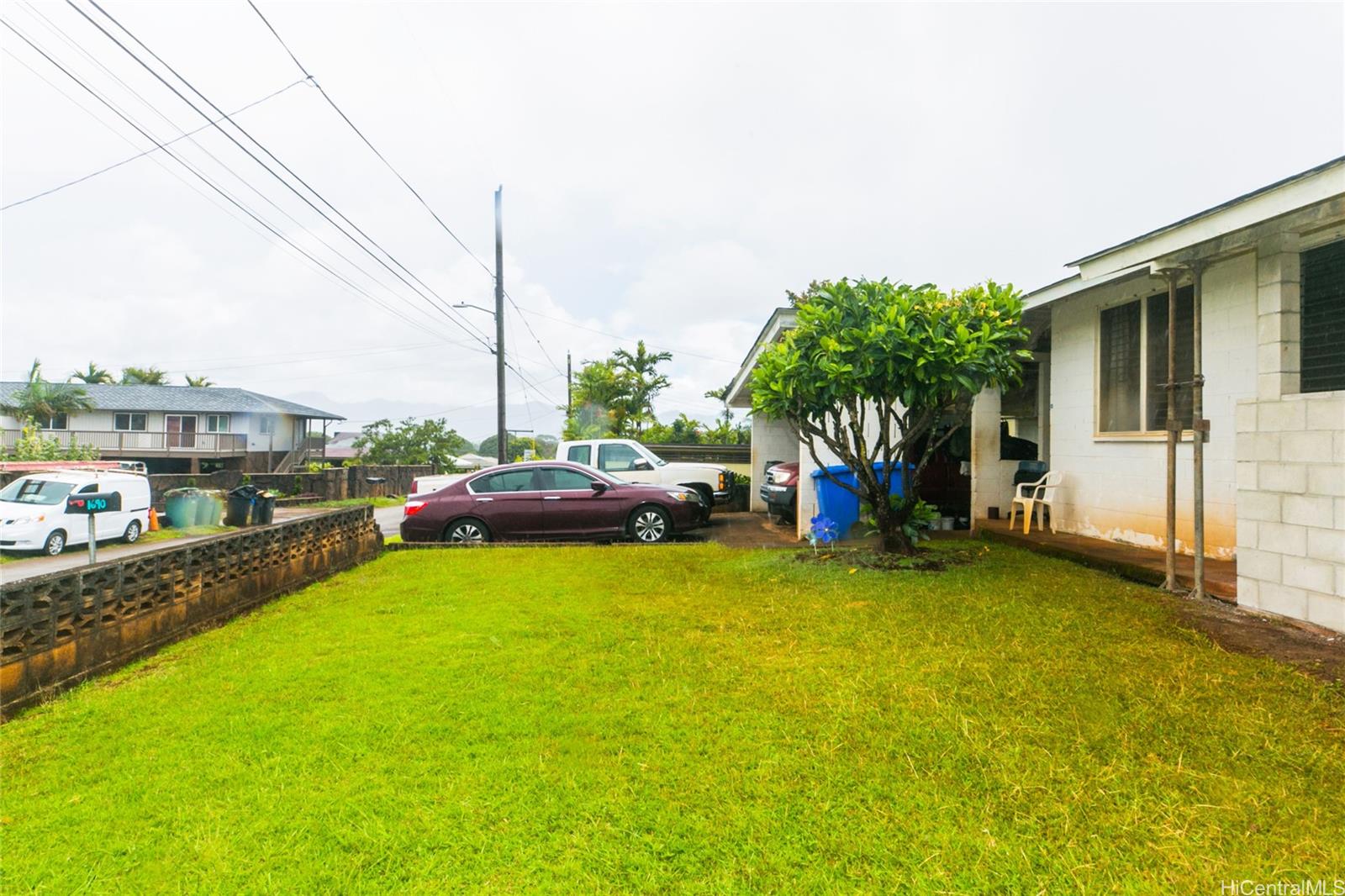 1690 Nakula Street Wahiawa, HI 96786