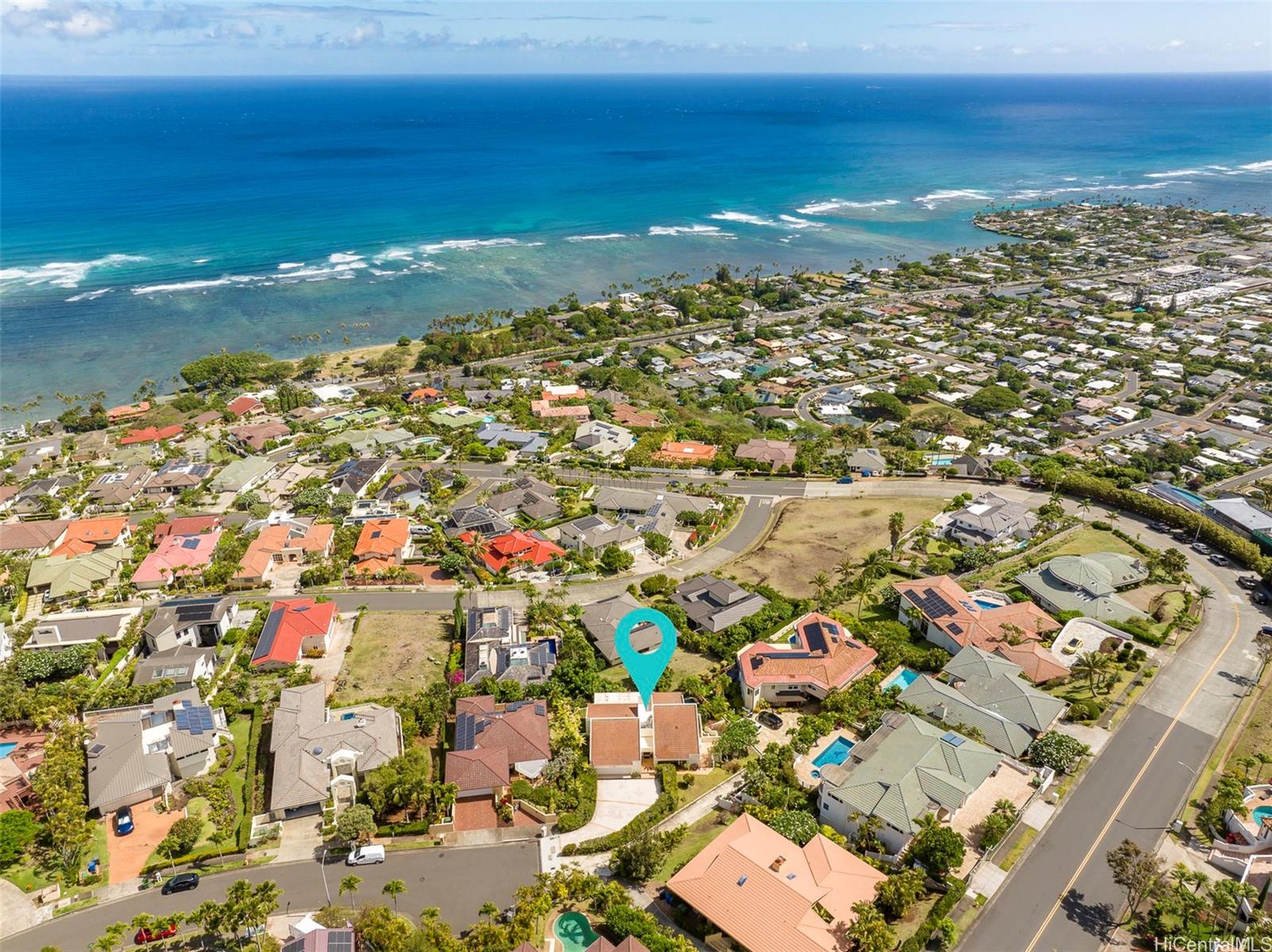 121 Maono Place Honolulu, HI 96821