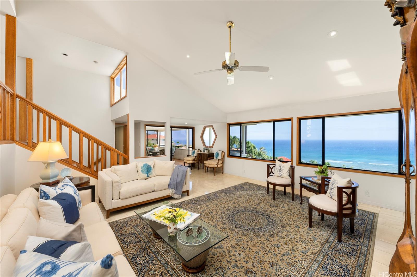 121 Maono Place Honolulu, HI 96821