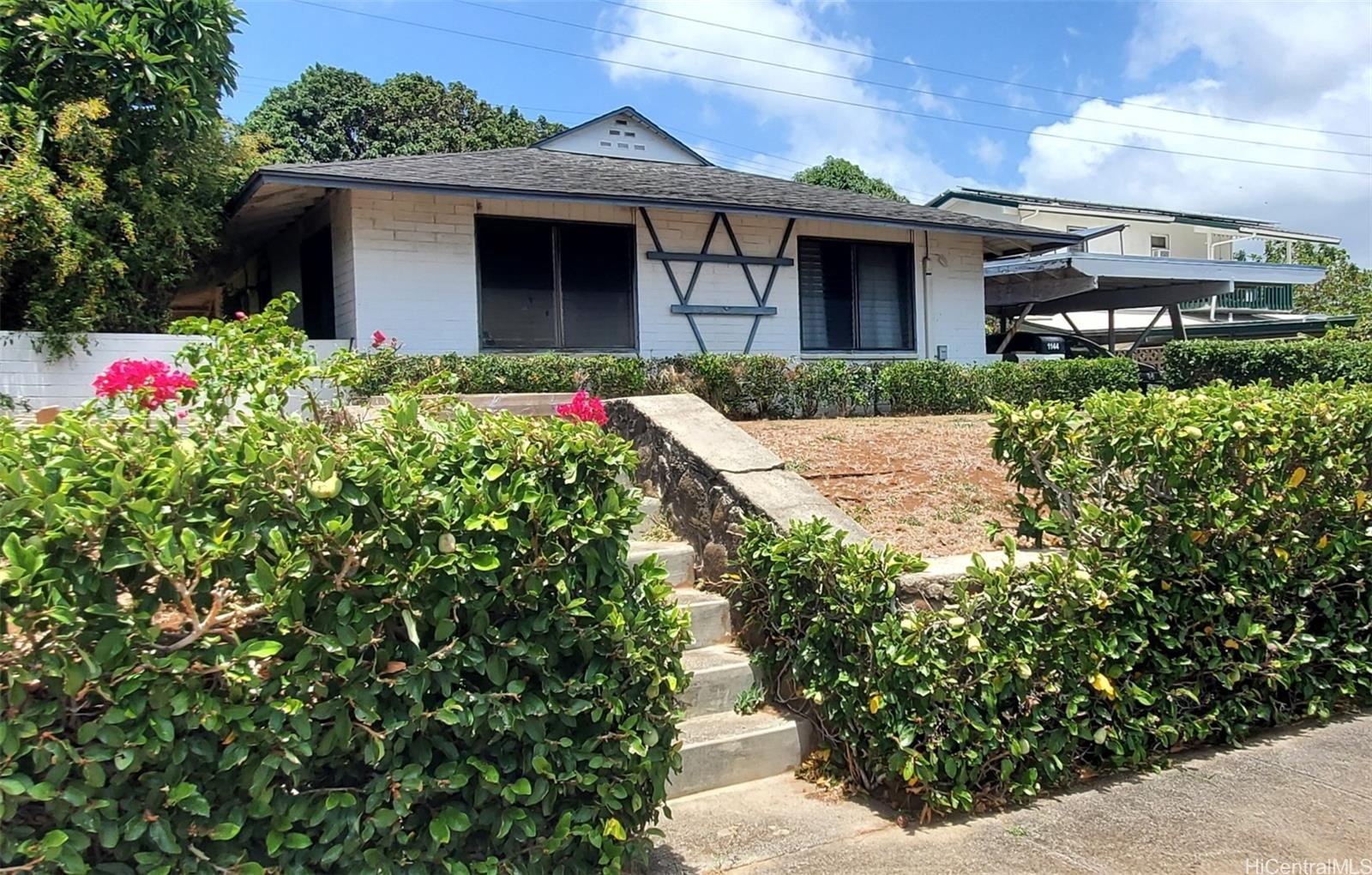 1144 Hunakai Street Honolulu, HI 96816