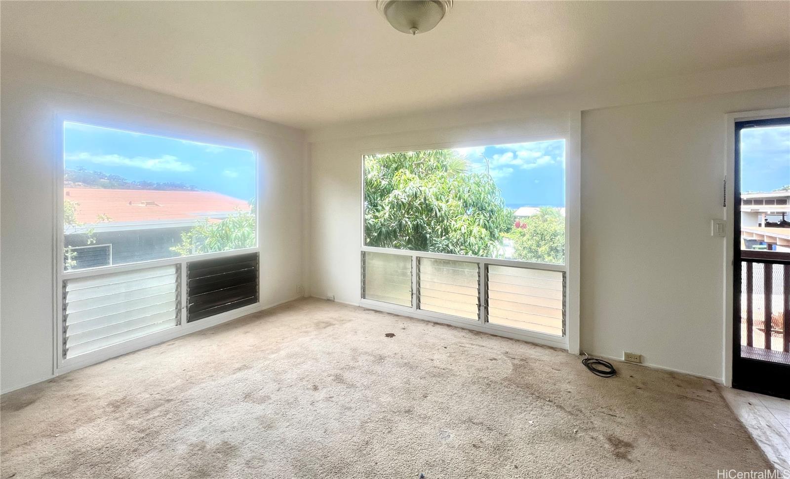 92-827 Wainohia Street Kapolei, HI 96707