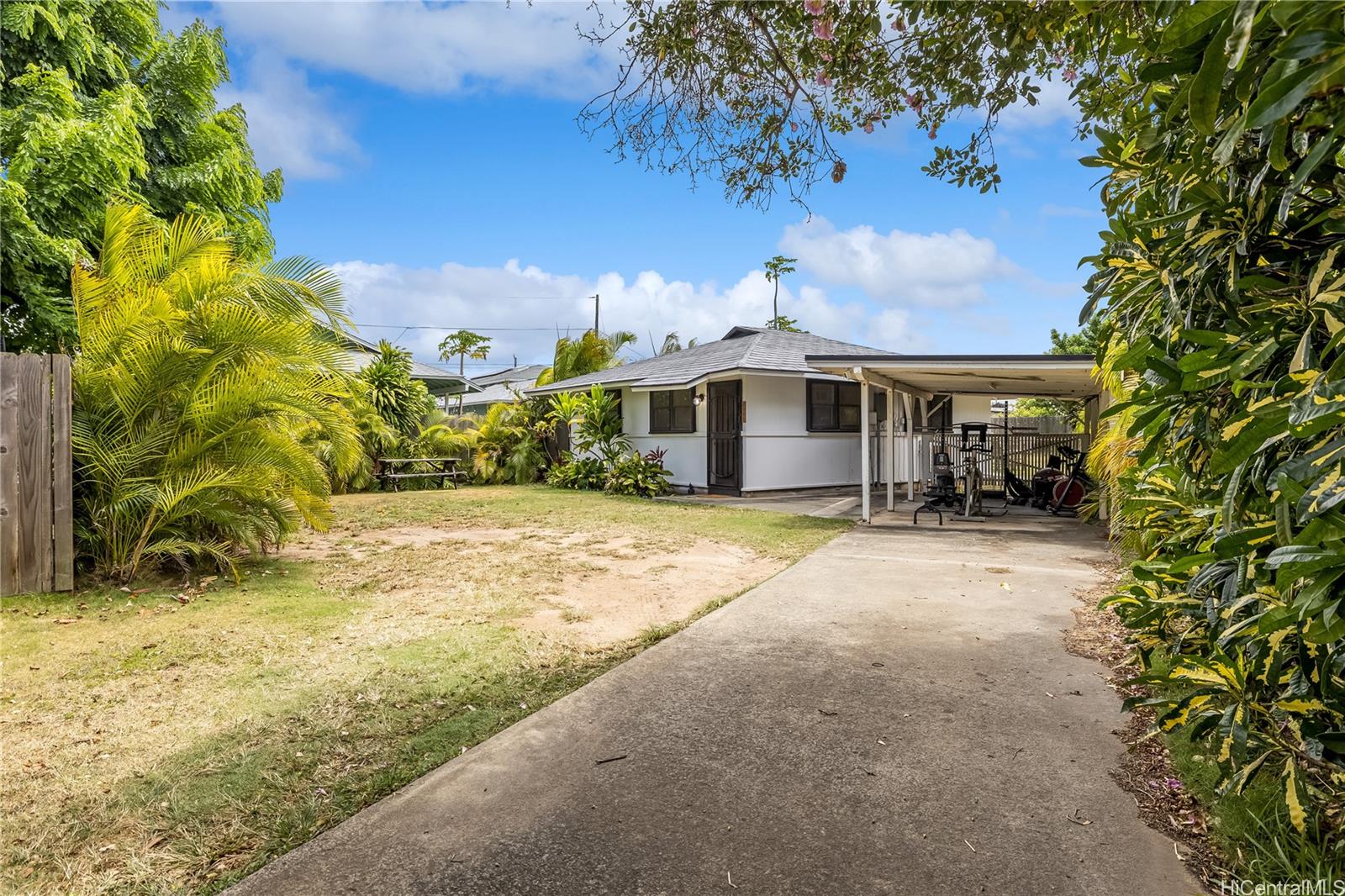 819 Oneawa Street #D, Kailua, HI 96734