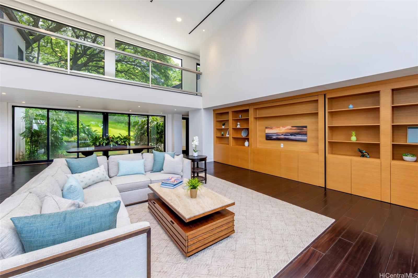 2549 Tantalus Drive Honolulu, HI 96813