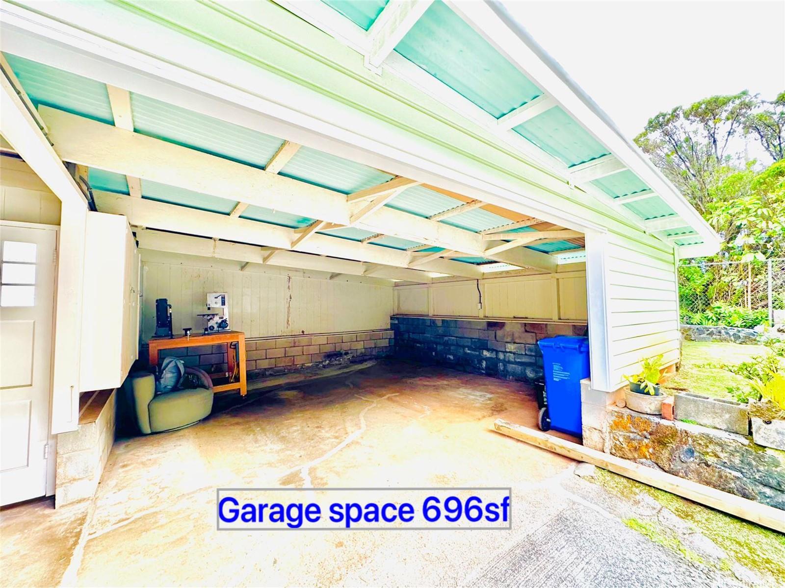 2661 Myrtle Street Honolulu, HI 96816