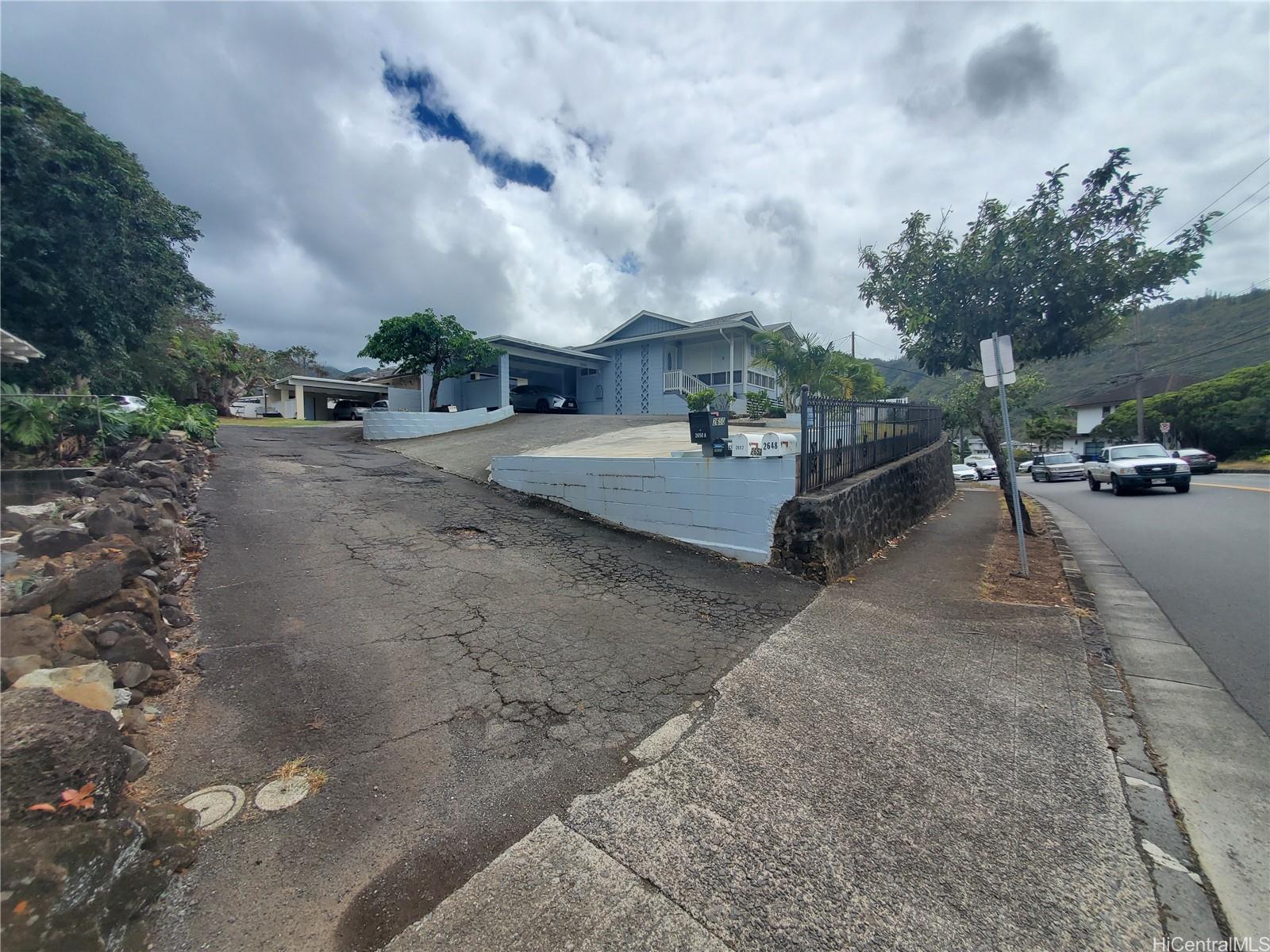 2648 Manoa Road Honolulu, HI 96822