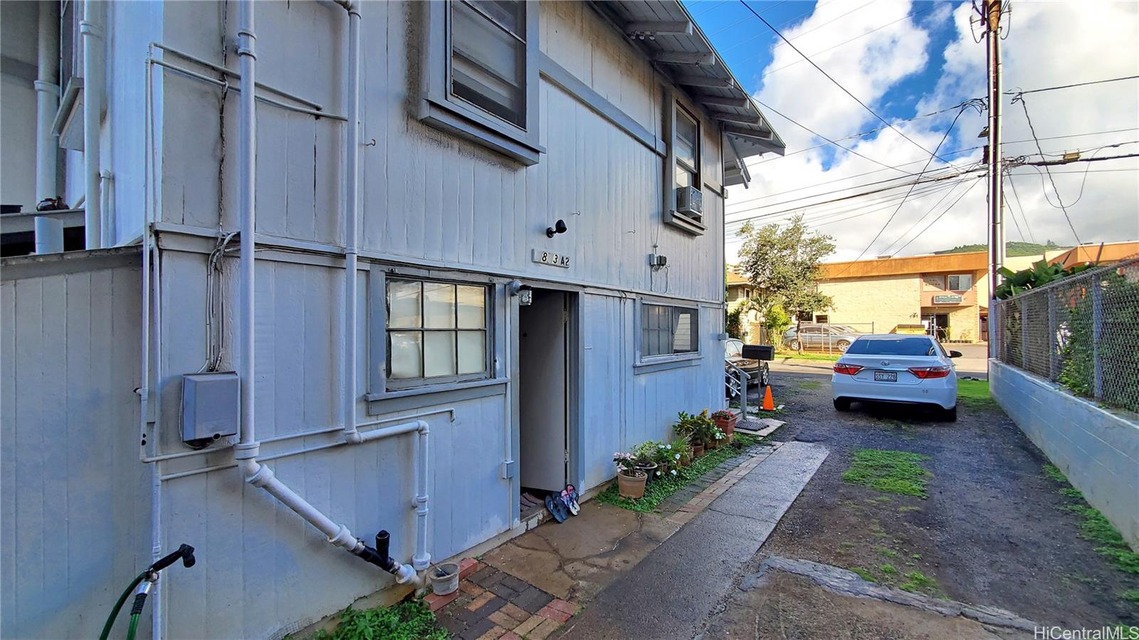 1813 Algaroba Street #B1, Honolulu, HI 96826