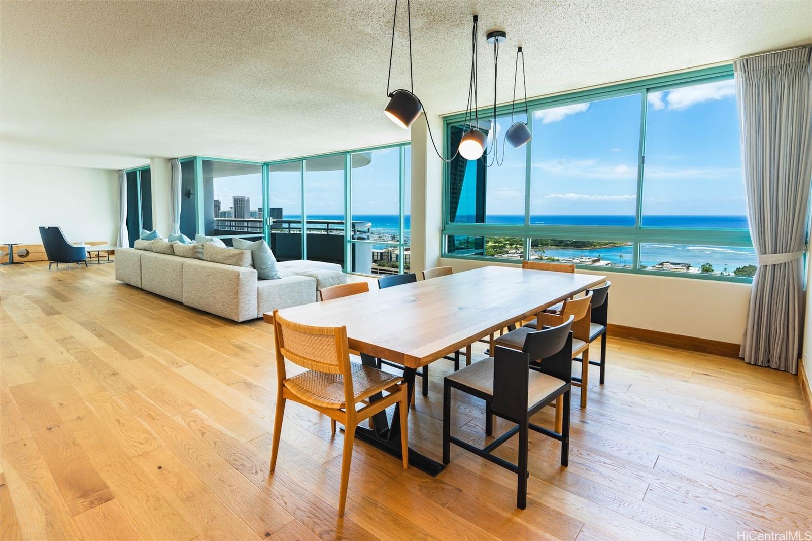 1341 Kapiolani Boulevard #28A, Honolulu, HI 96814