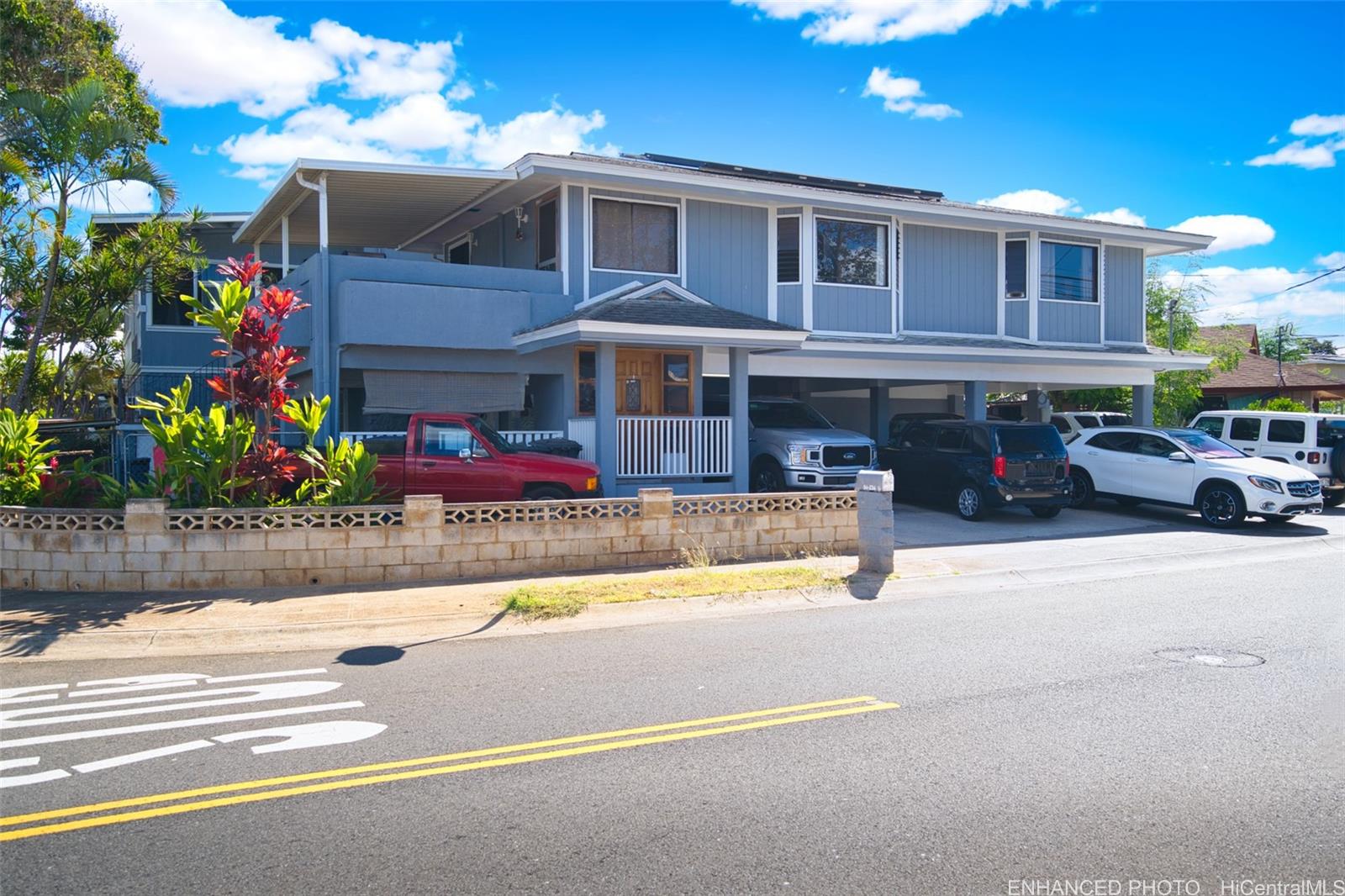 94-234 Kahualena Street Waipahu, HI 96797