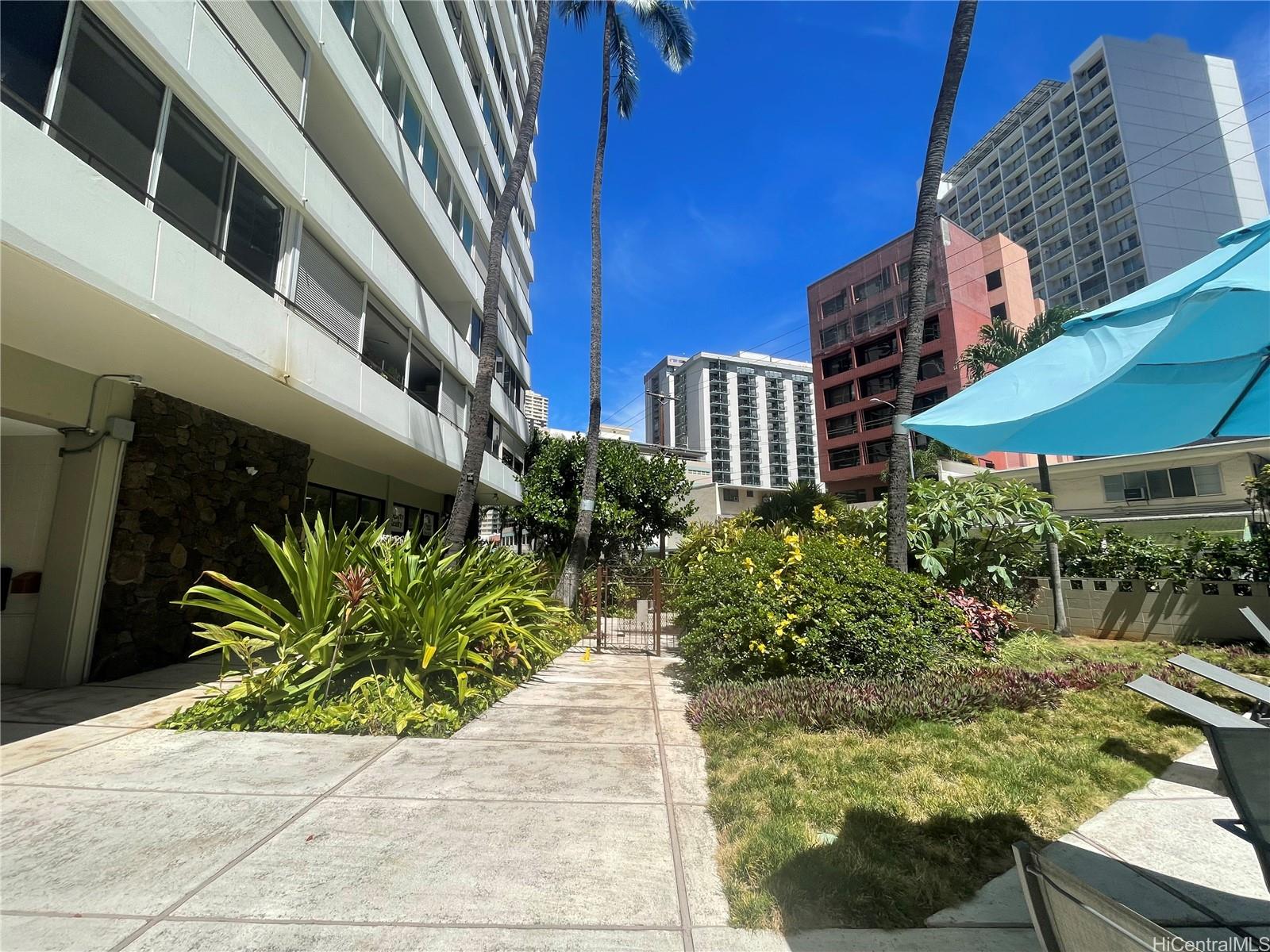 425 Ena Road #B/PH8, Honolulu, HI 96815