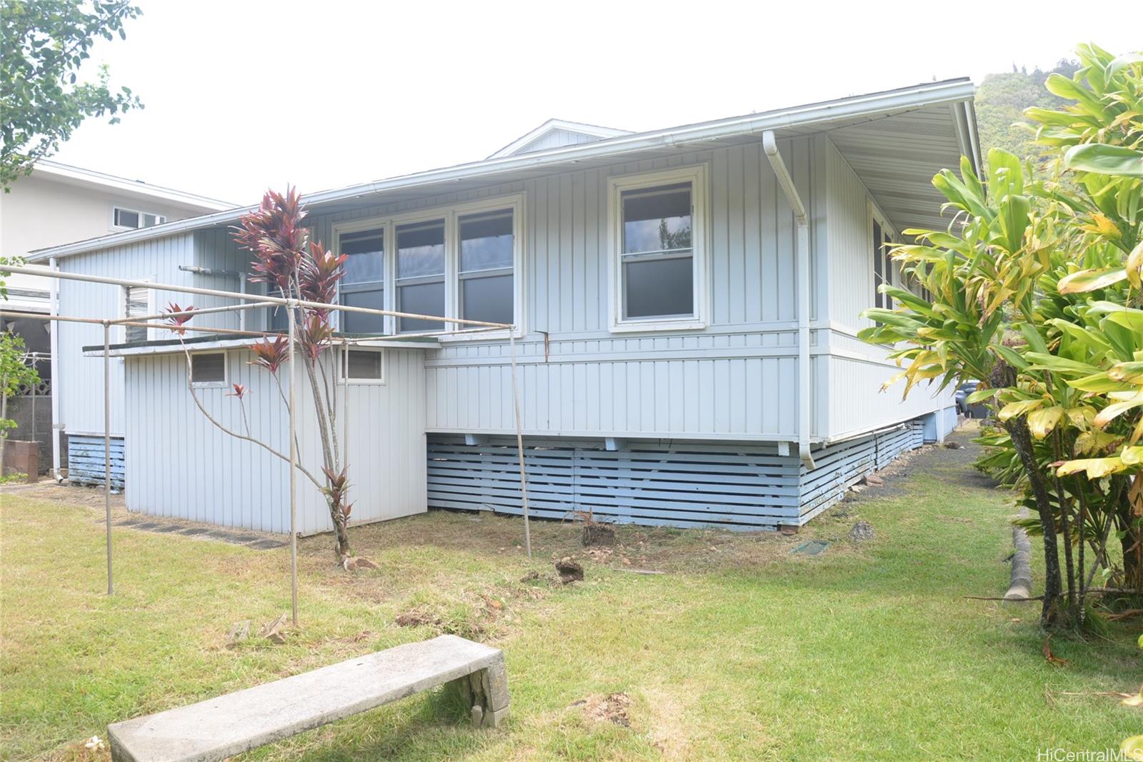 2949 Keoni Street Honolulu, HI 96822