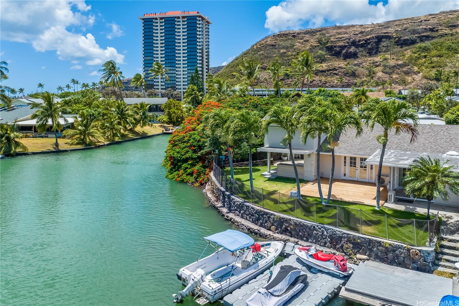 6255 Kawaihae Place #B, Honolulu, HI 96825