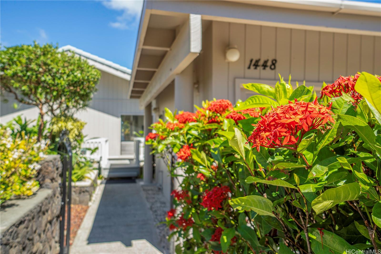 1448 Aunauna Street Kailua, HI 96734