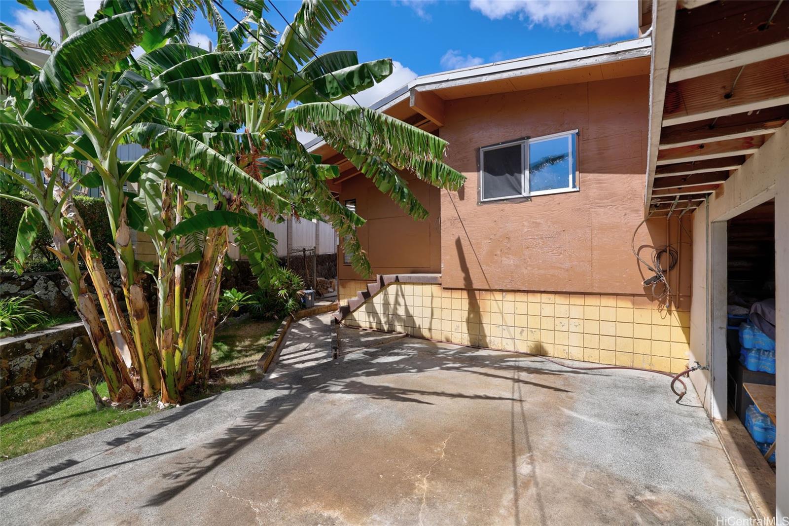 1375 Humuula Place Kailua, HI 96734