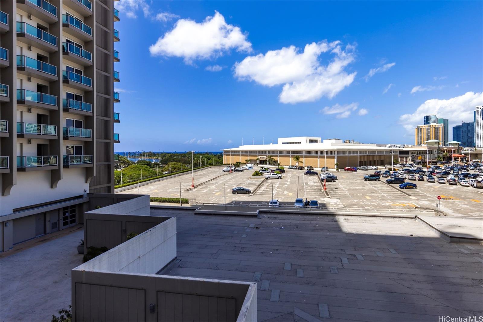 410 Atkinson Drive #661, Honolulu, HI 96814