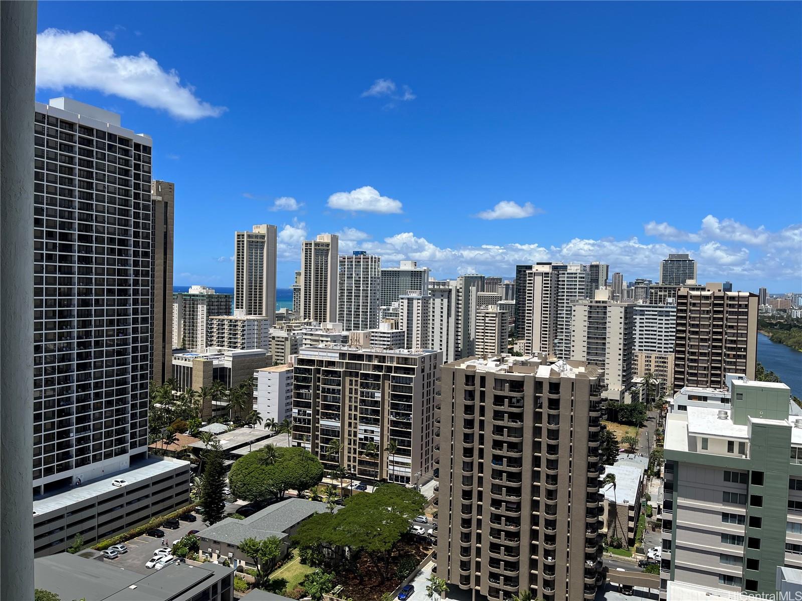 300 Wai Nani Way #2414, Honolulu, HI 96815