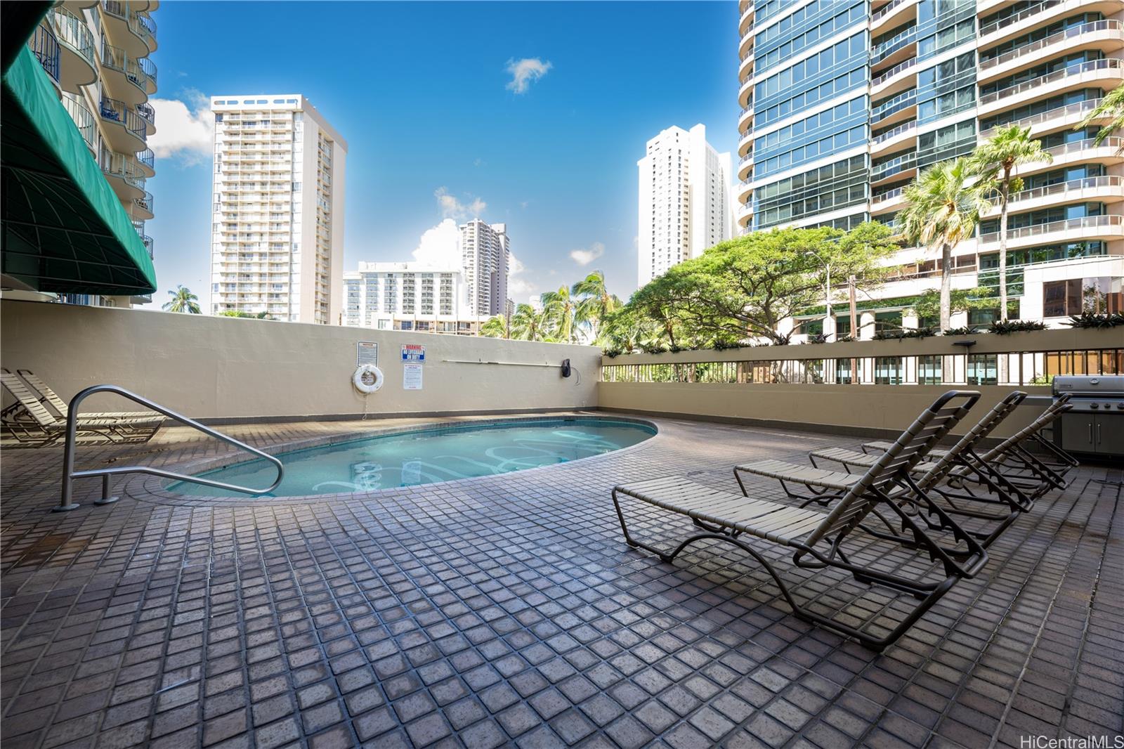 1909 Ala Wai Boulevard #1303, Honolulu, HI 96815