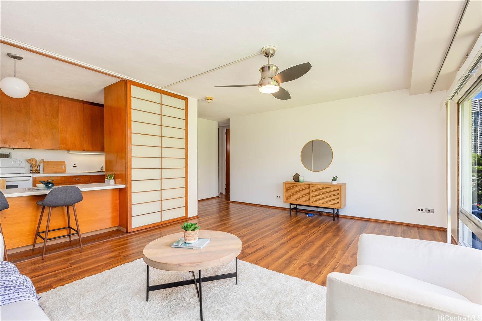 1511 Nuuanu Avenue #320, Honolulu, HI 96817