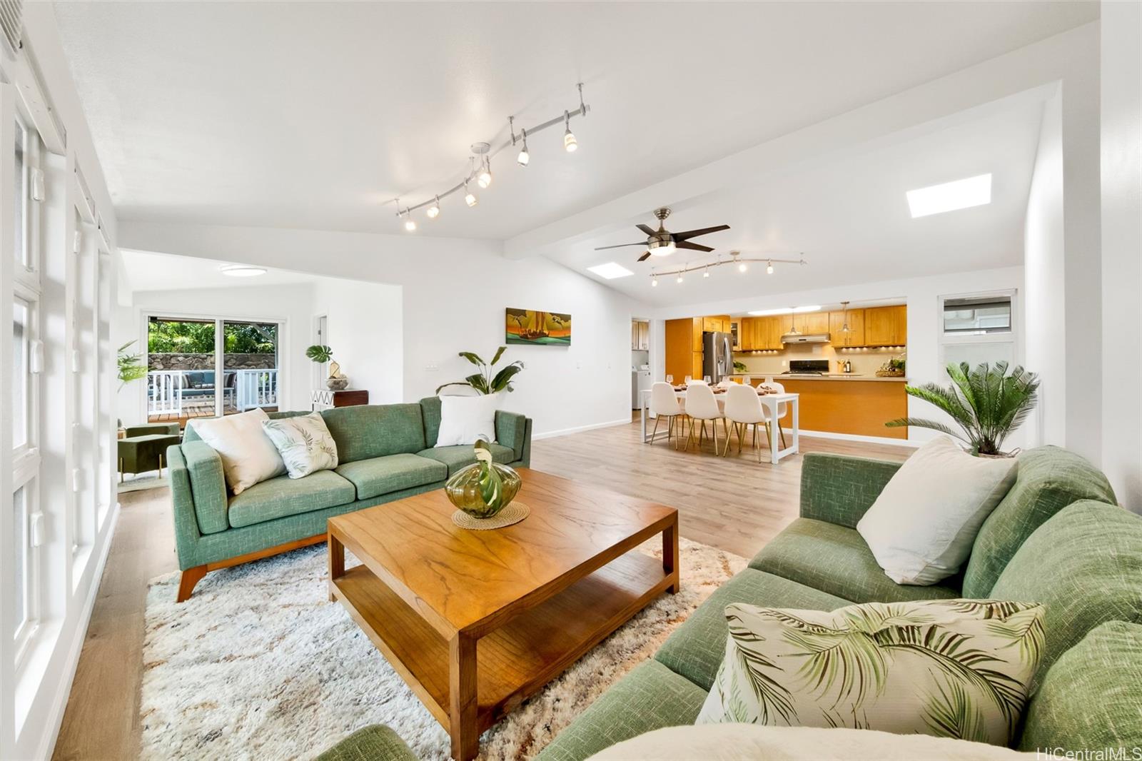  859 Akumu Street Kailua, HI 96734