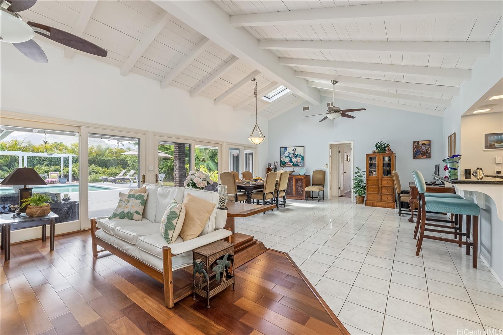 305 Auwinala Road Kailua, HI 96734