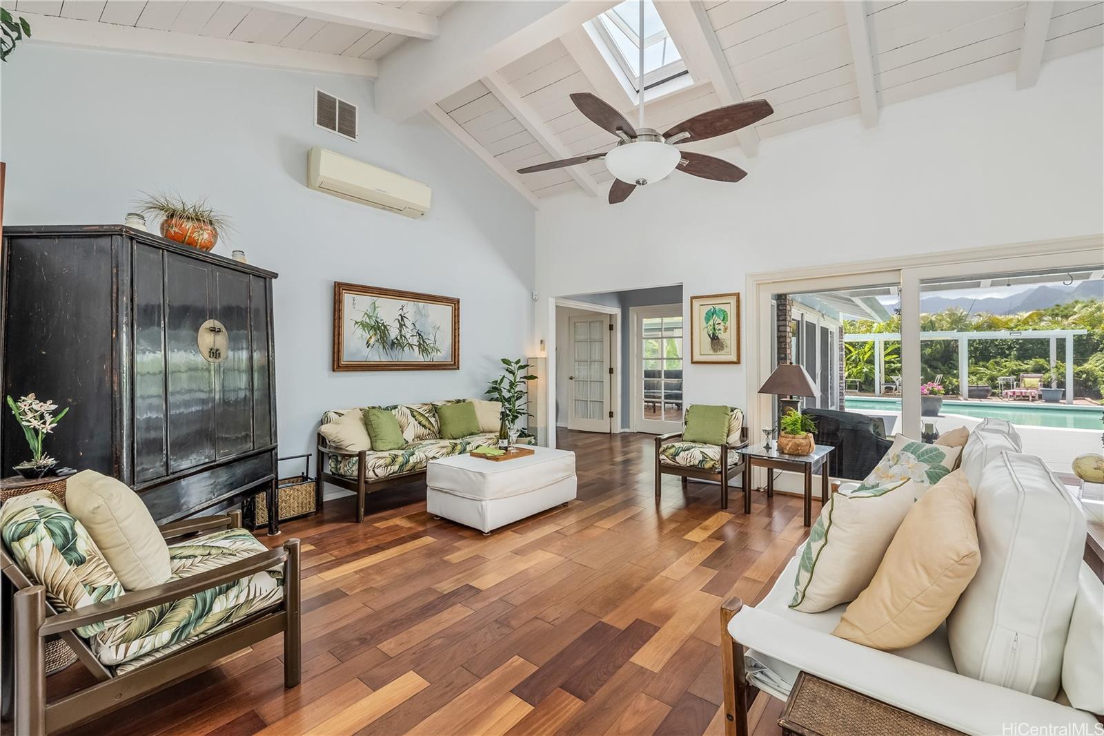 305 Auwinala Road Kailua, HI 96734