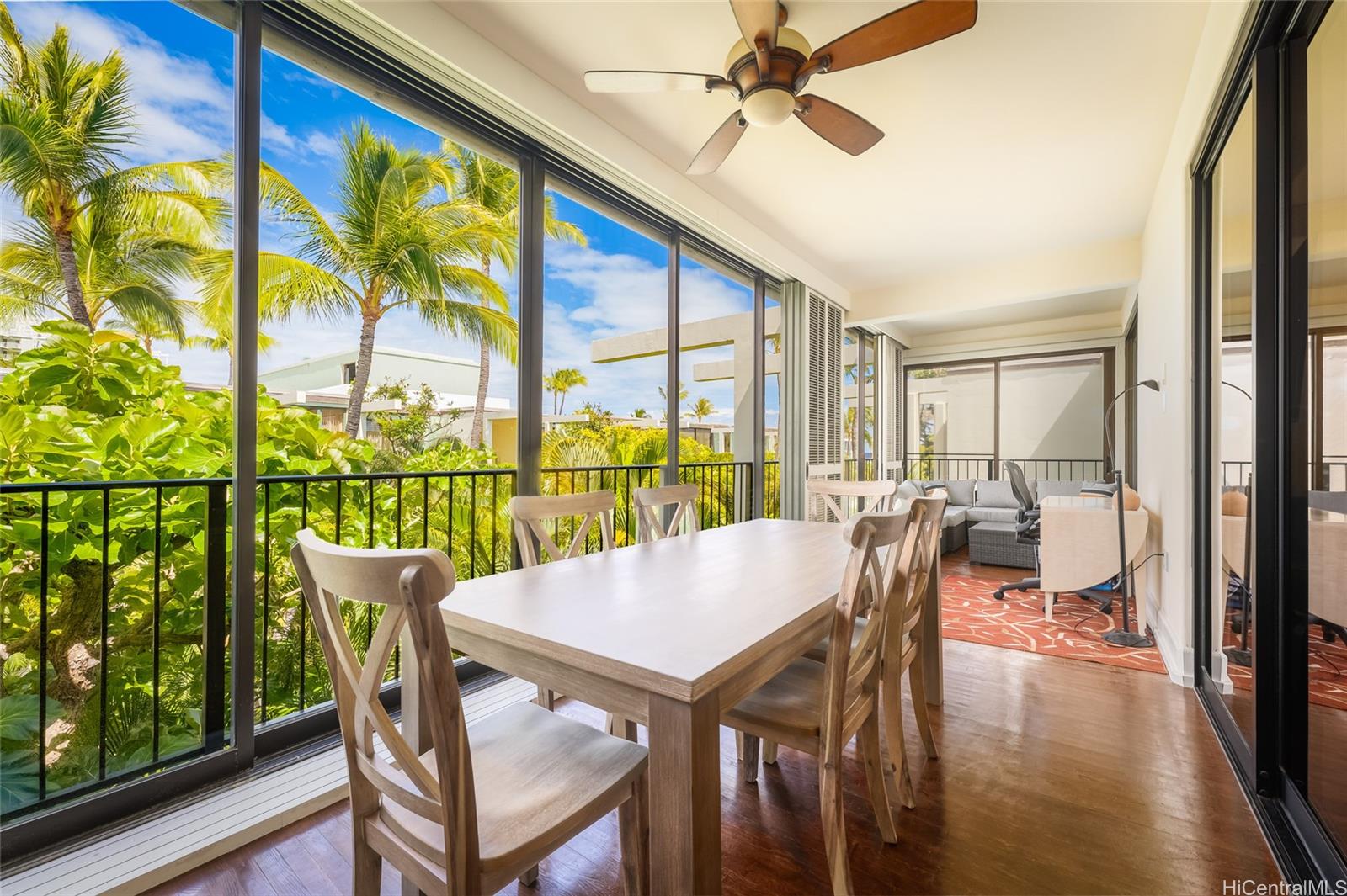 4999 Kahala Avenue #427, Honolulu, HI 96816