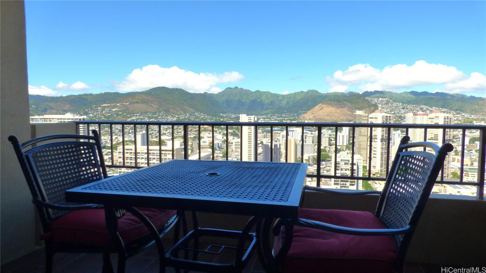 2121 Ala Wai Boulevard #4102, Honolulu, HI 96815