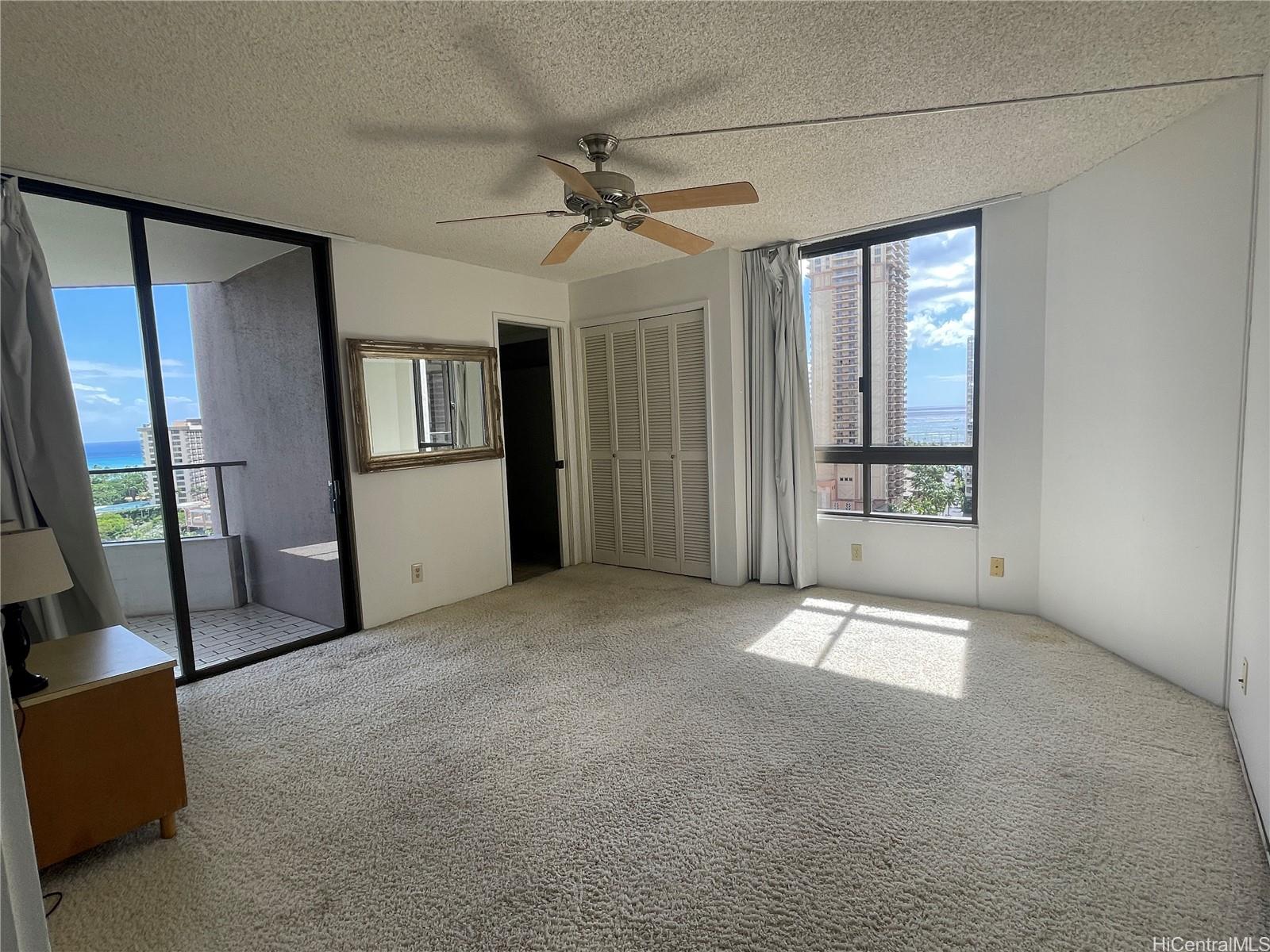 1910 Ala Moana Boulevard #18B, Honolulu, HI 96815