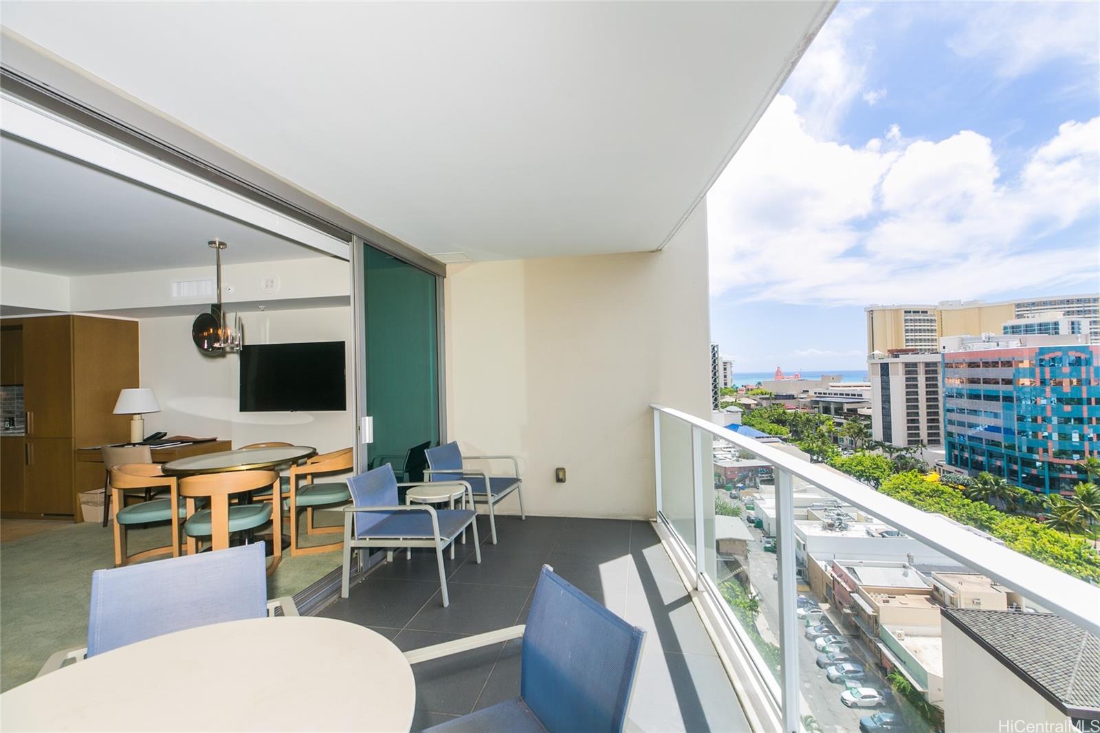 383 Kalaimoku Street #1410, Honolulu, HI 96815