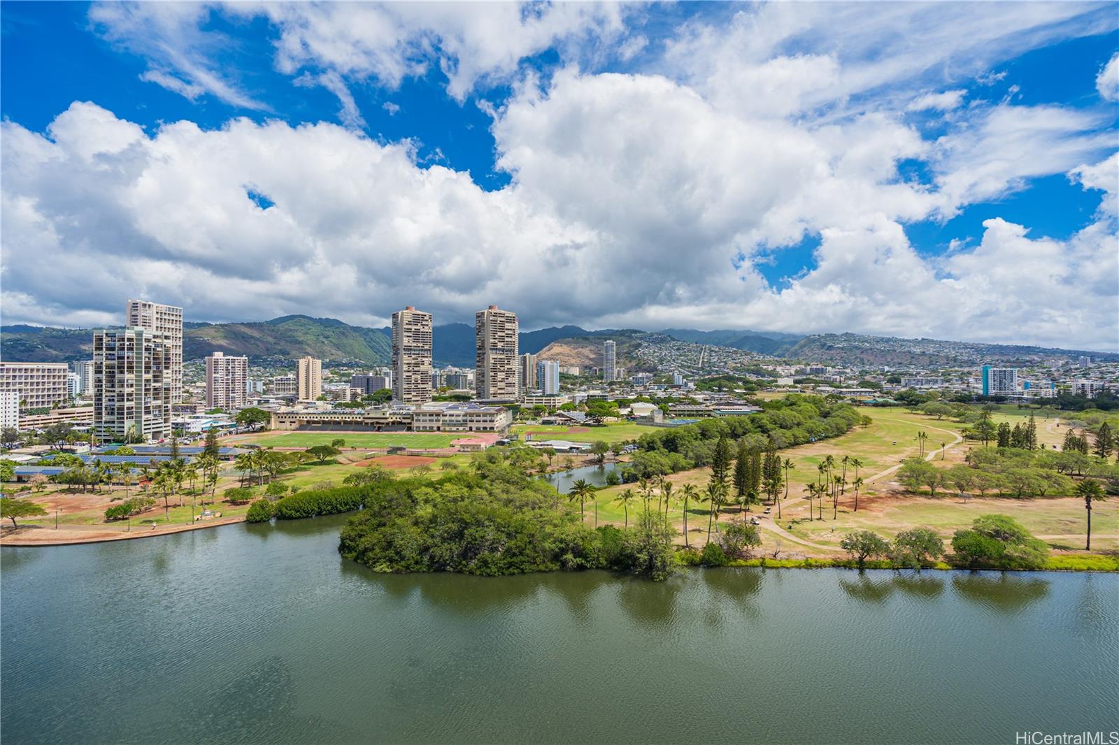 2233 Ala Wai Boulevard #17A, Honolulu, HI 96815