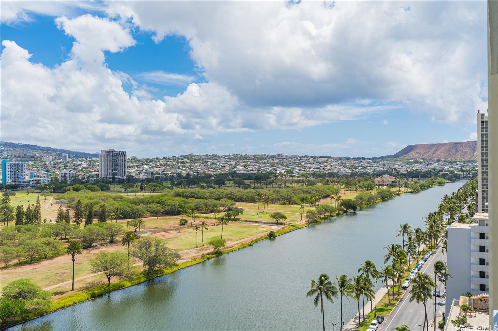 2233 Ala Wai Boulevard #17A, Honolulu, HI 96815