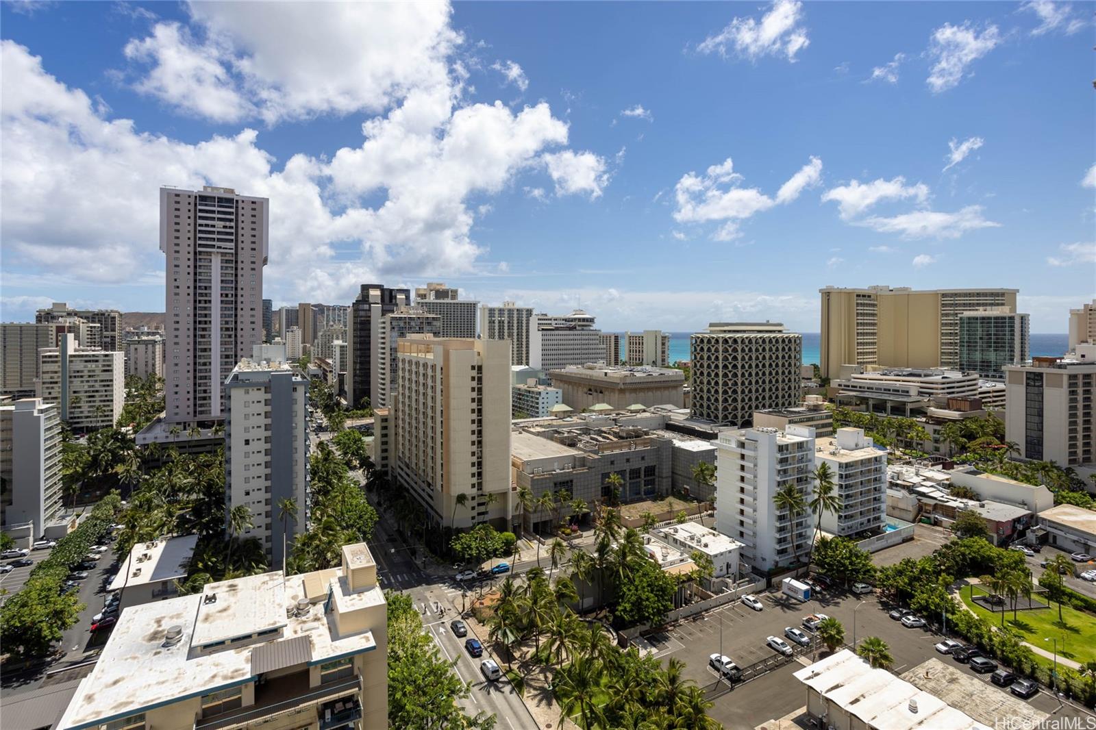 2140 Kuhio Avenue #2002, Honolulu, HI 96815