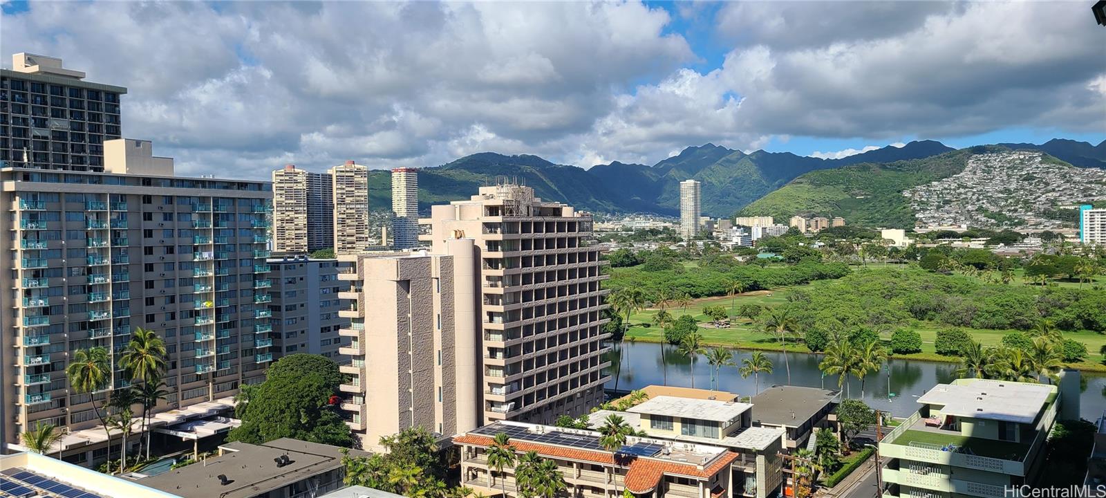 2410 Cleghorn Street #1504, Honolulu, HI 96815