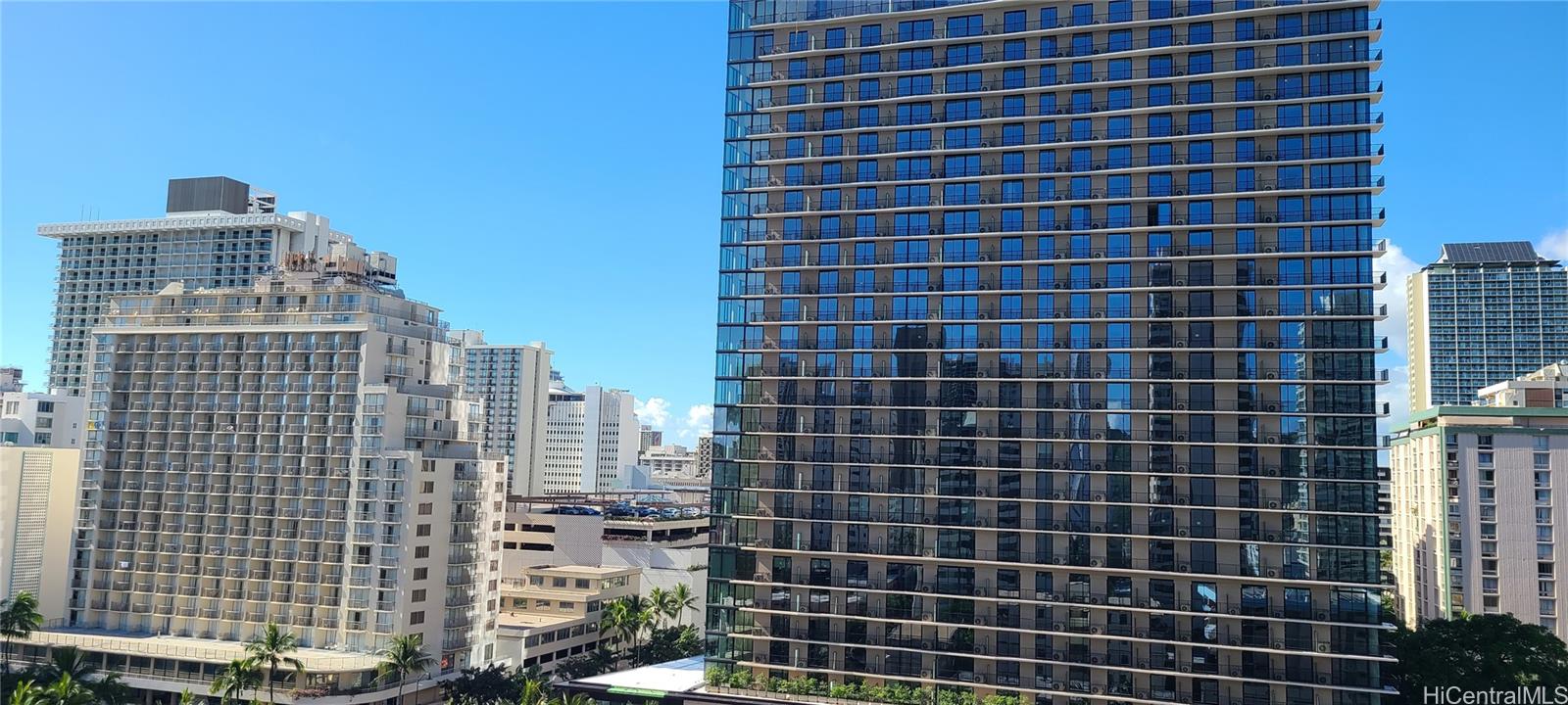 2410 Cleghorn Street #1504, Honolulu, HI 96815