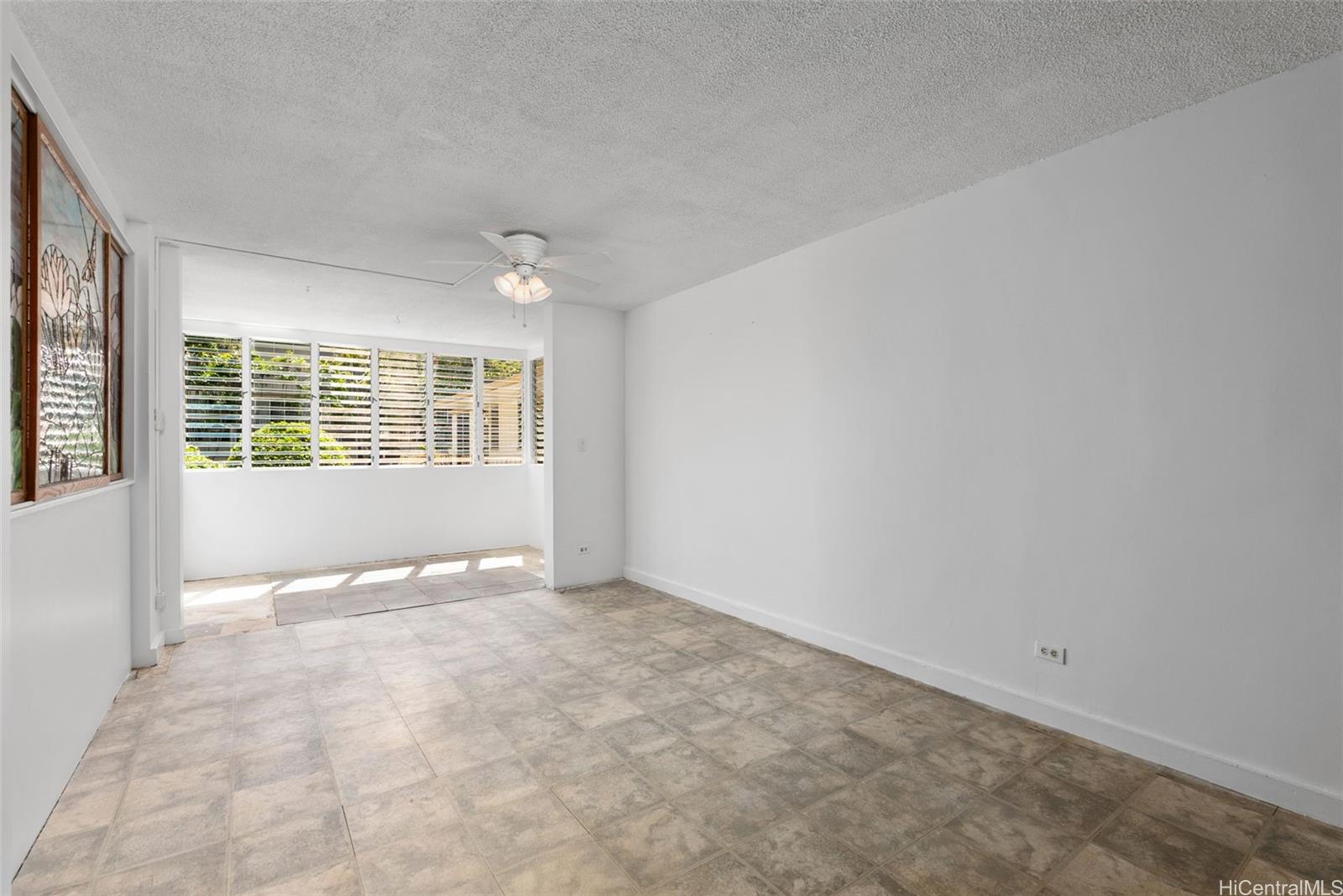 3131 Pualei Circle #13, Honolulu, HI 96815