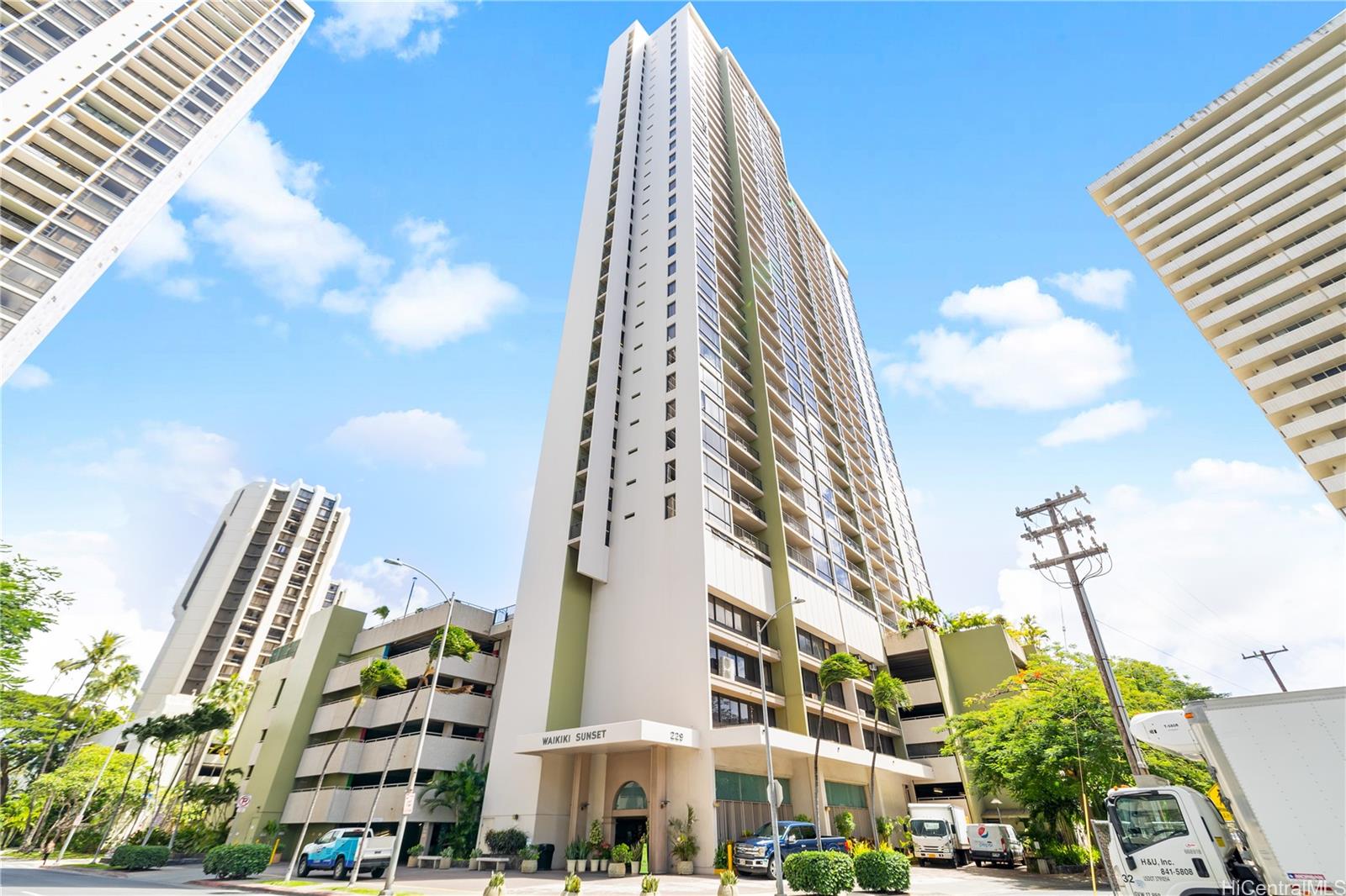 229 Paoakalani Avenue #2005, Honolulu, HI 96815