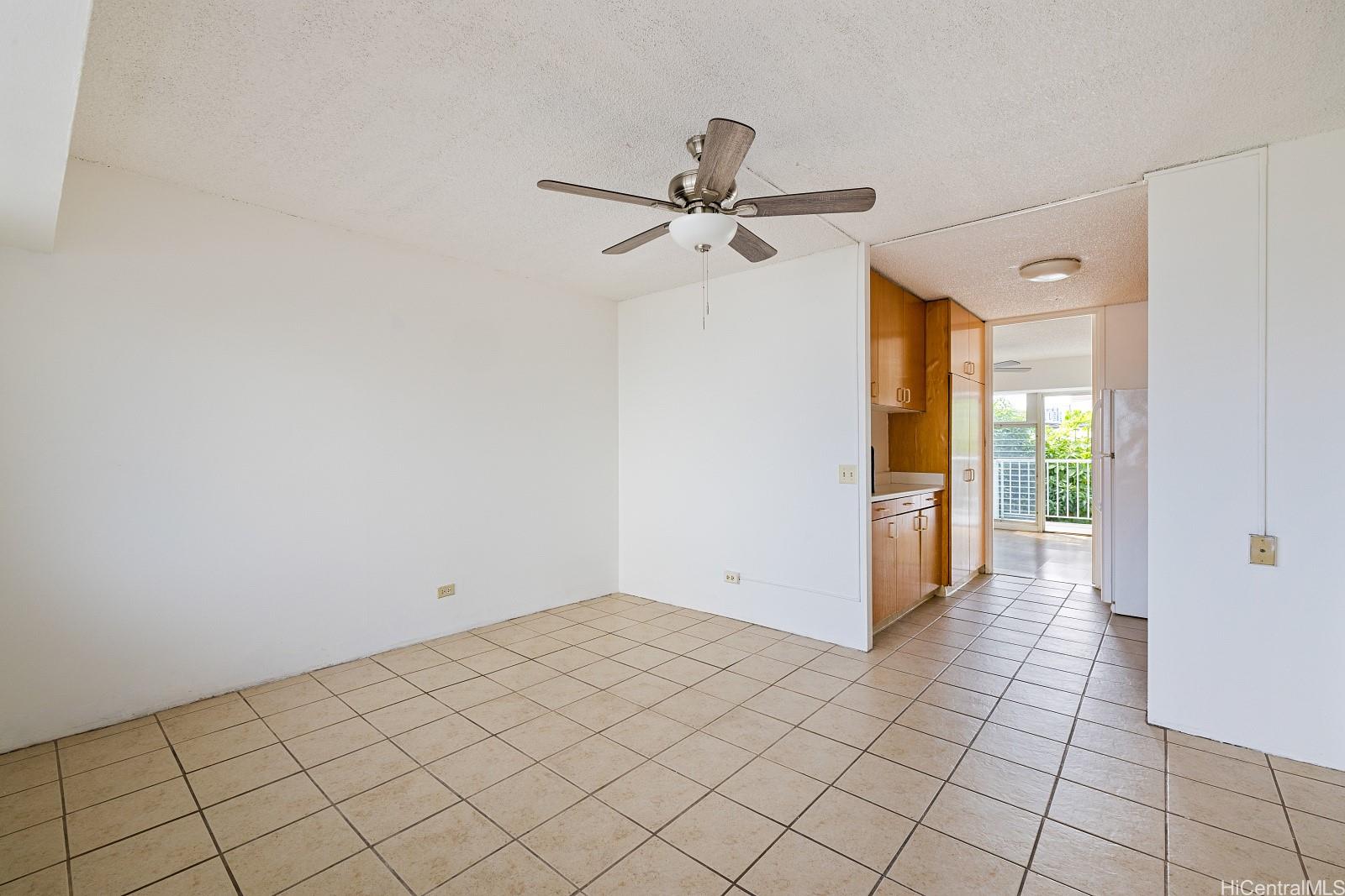 1516 Ward Avenue #205, Honolulu, HI 96822