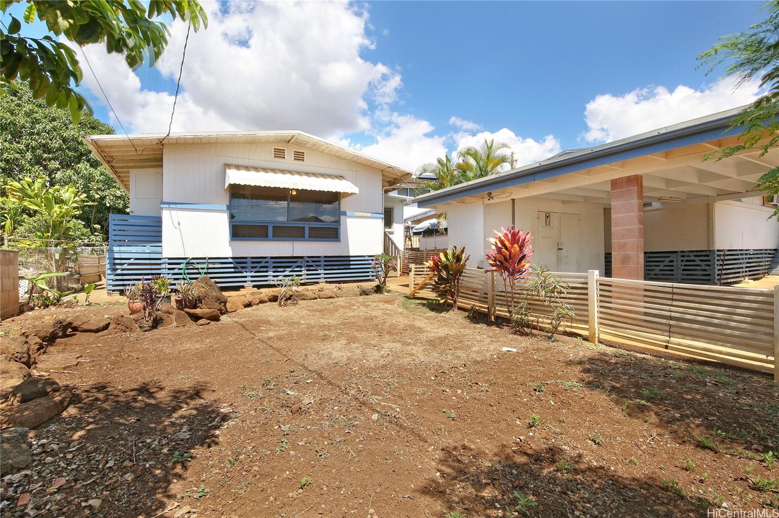 94-378 Kahuawai Street Waipahu, HI 96797